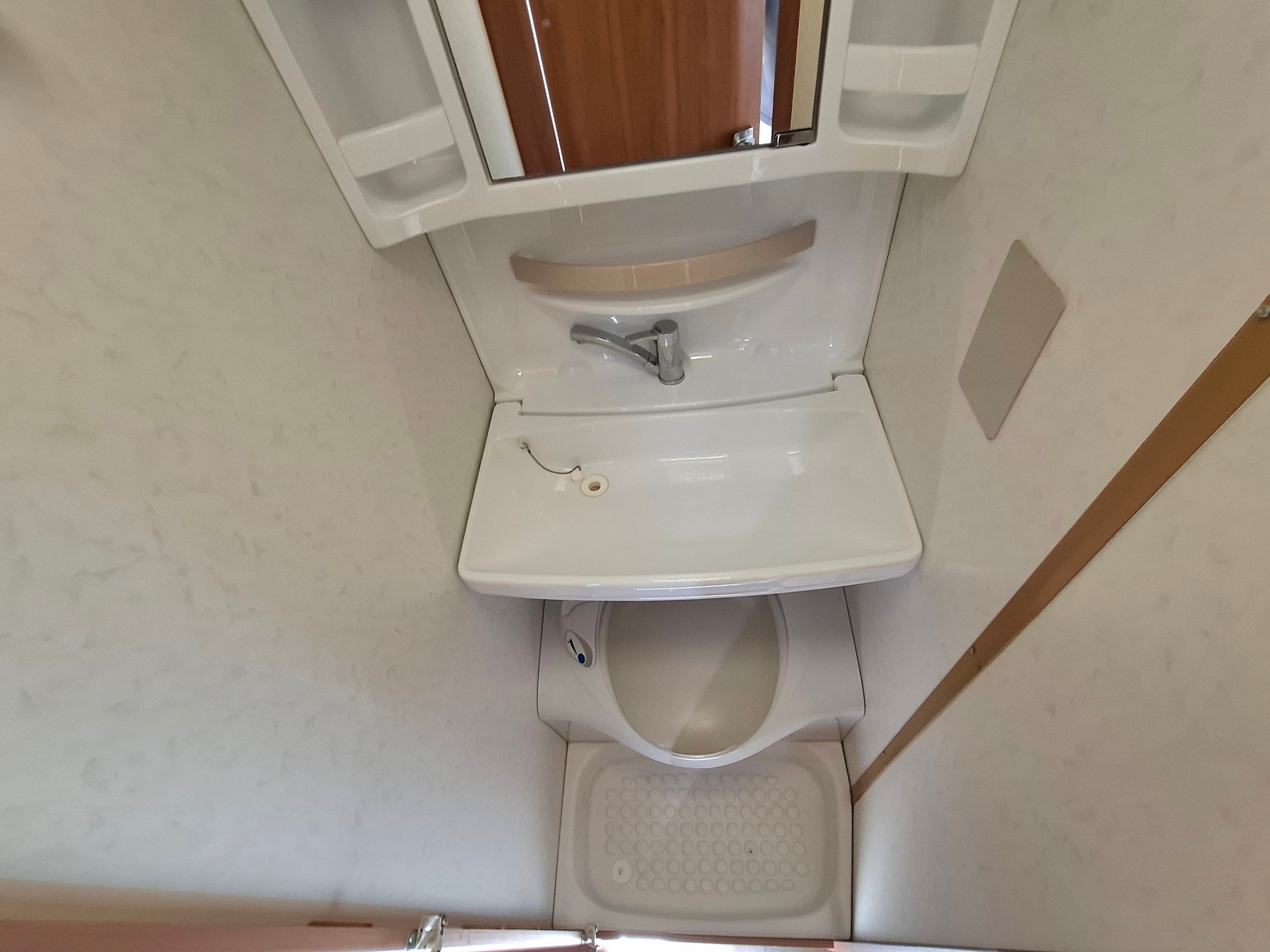 HOBBY 390 On Tour - Mover, Markise, TV, etc.-image-13