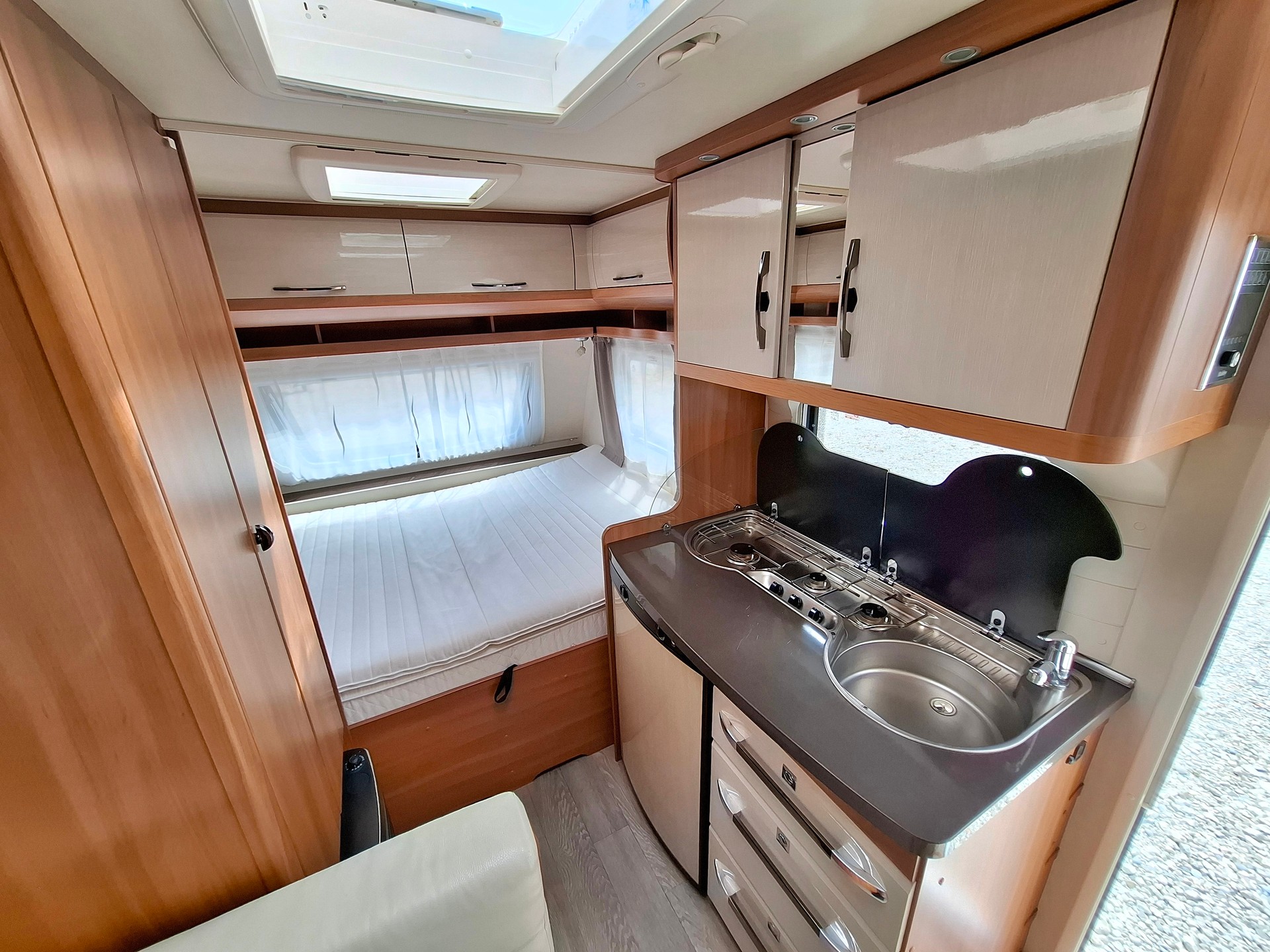 HOBBY 390 On Tour - Mover, Markise, TV, etc.-image-10