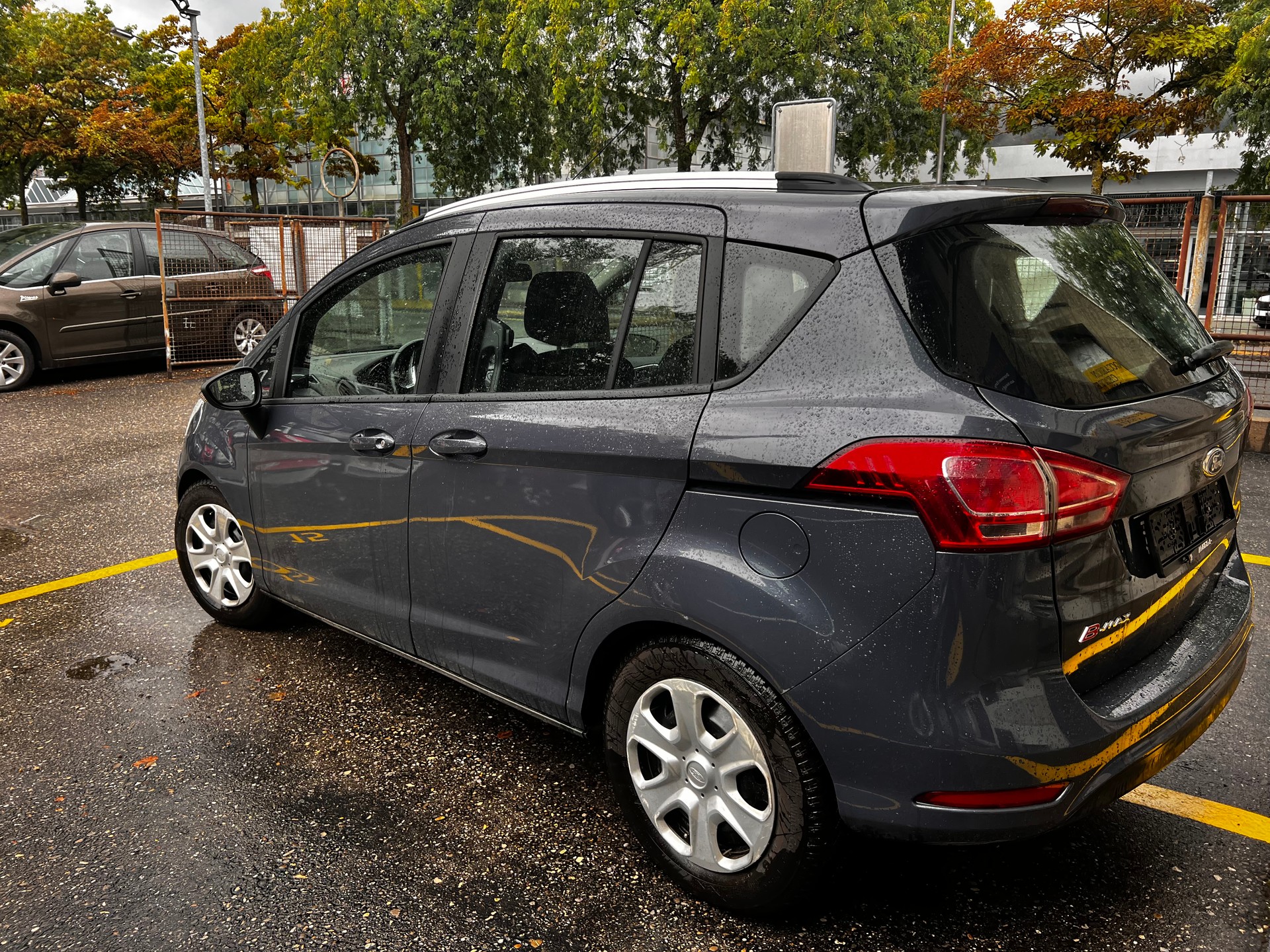 FORD B-Max 1.0 SCTi Trend-image-4