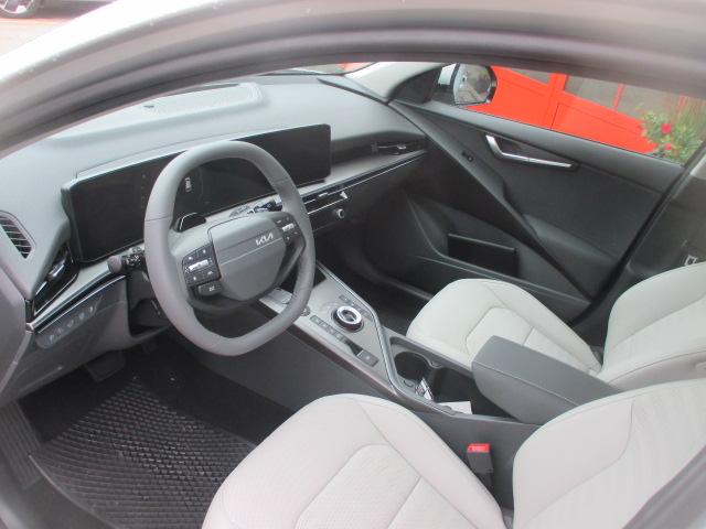 KIA Niro 1.6 GDi Hybrid Style-image-6