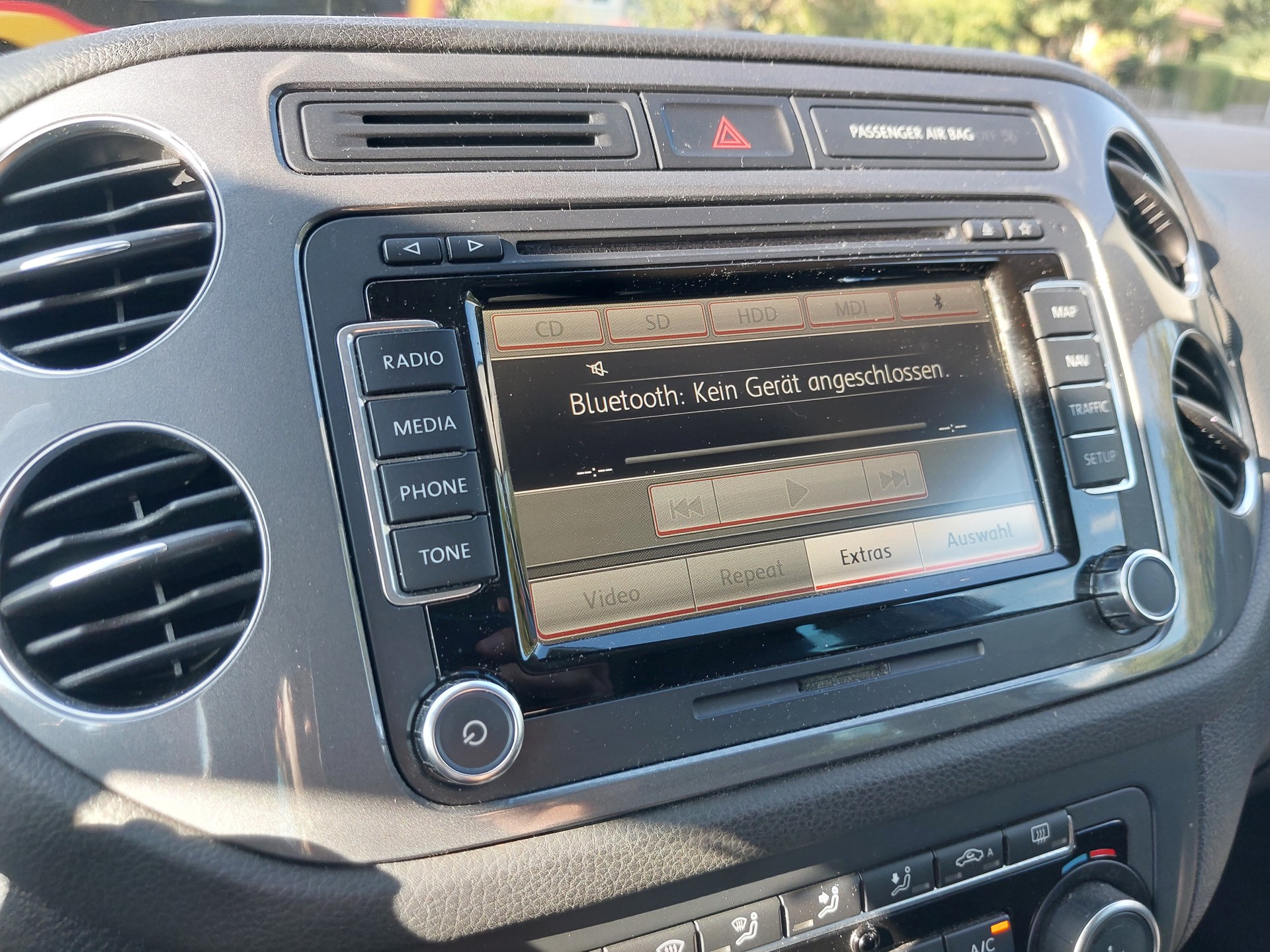 VW Tiguan 2.0 TDI BMT Design 4Motion DSG-image-10