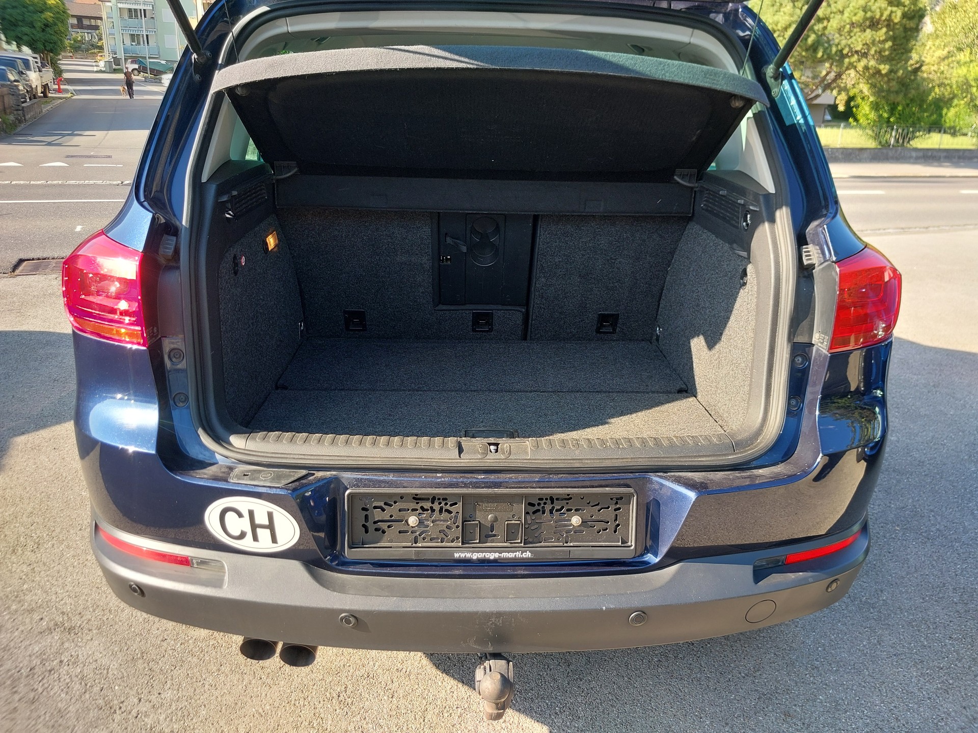 VW Tiguan 2.0 TDI BMT Design 4Motion DSG-image-9