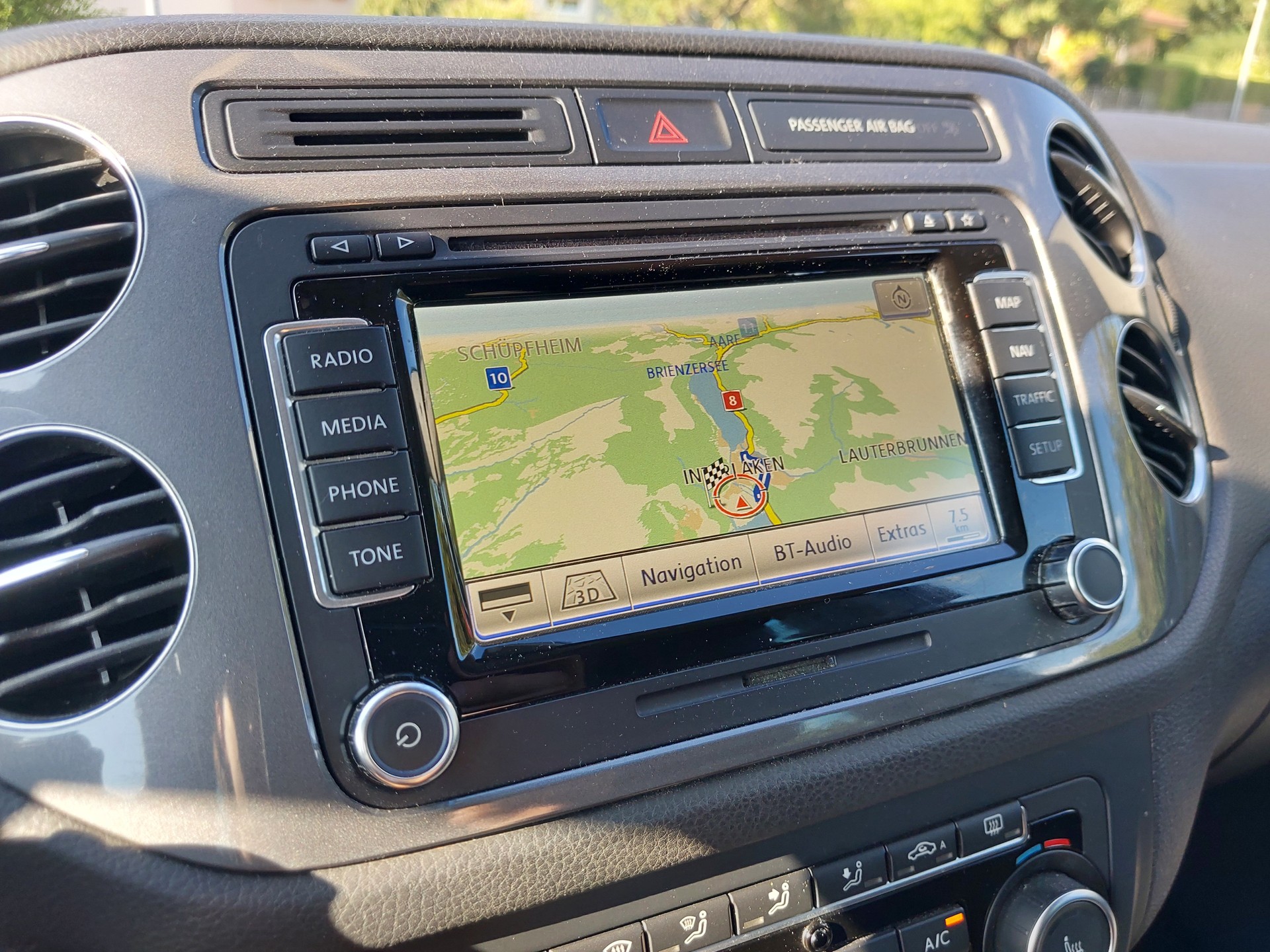 VW Tiguan 2.0 TDI BMT Design 4Motion DSG-image-12
