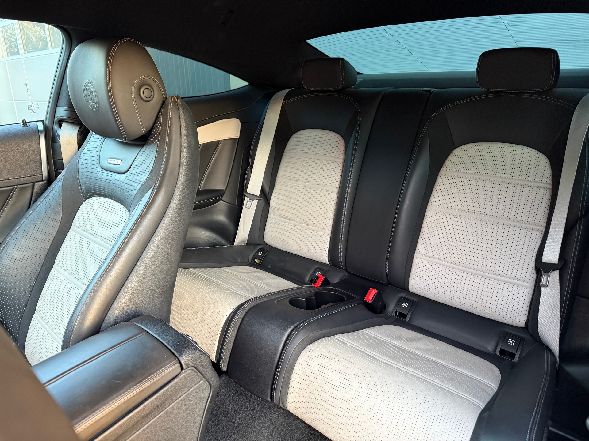 MERCEDES-BENZ C 63 S AMG Speedshift Facelift-image-14