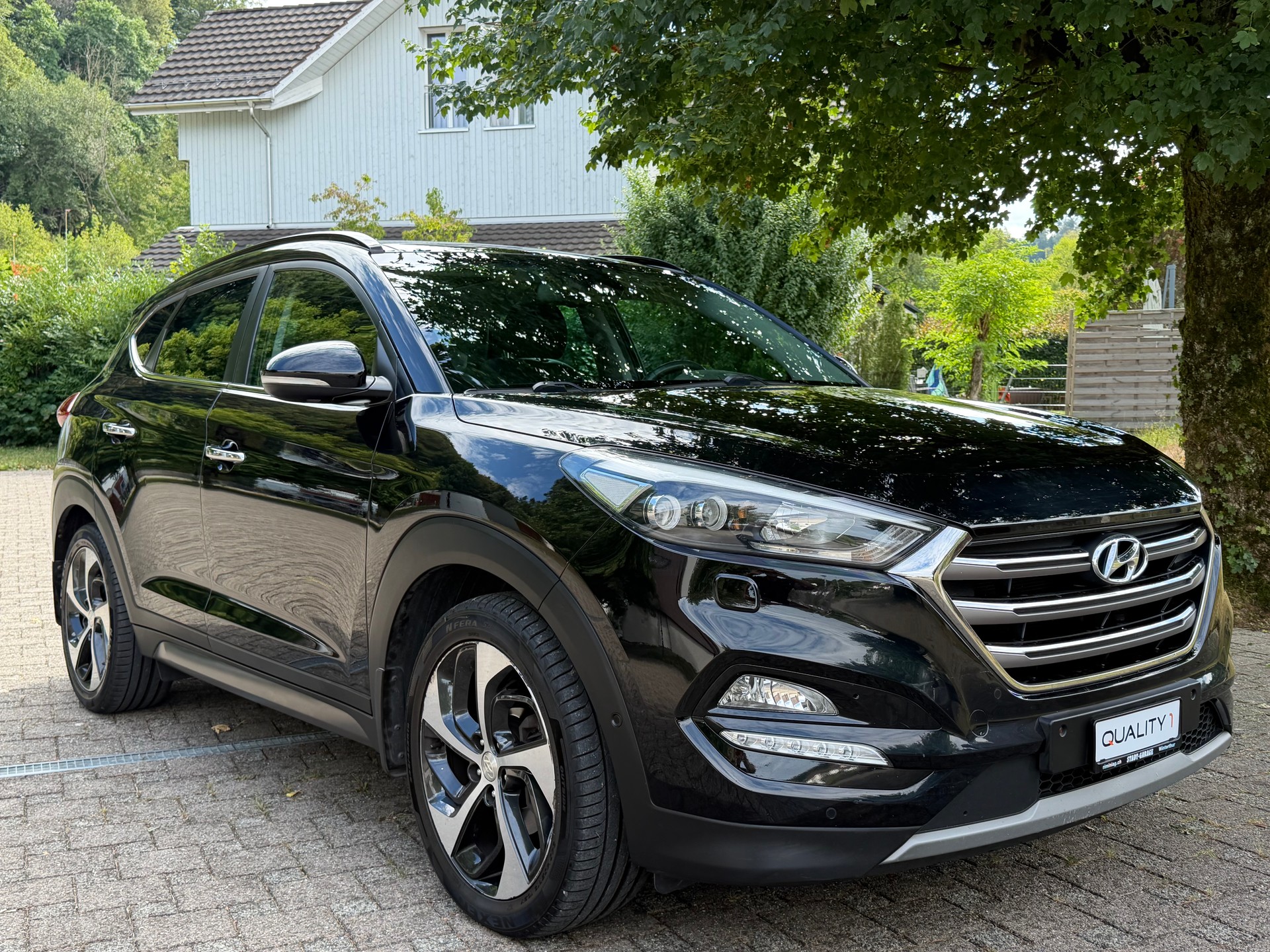 HYUNDAI Tucson 2.0 CRDI Vertex 4WD Automatic-image-1