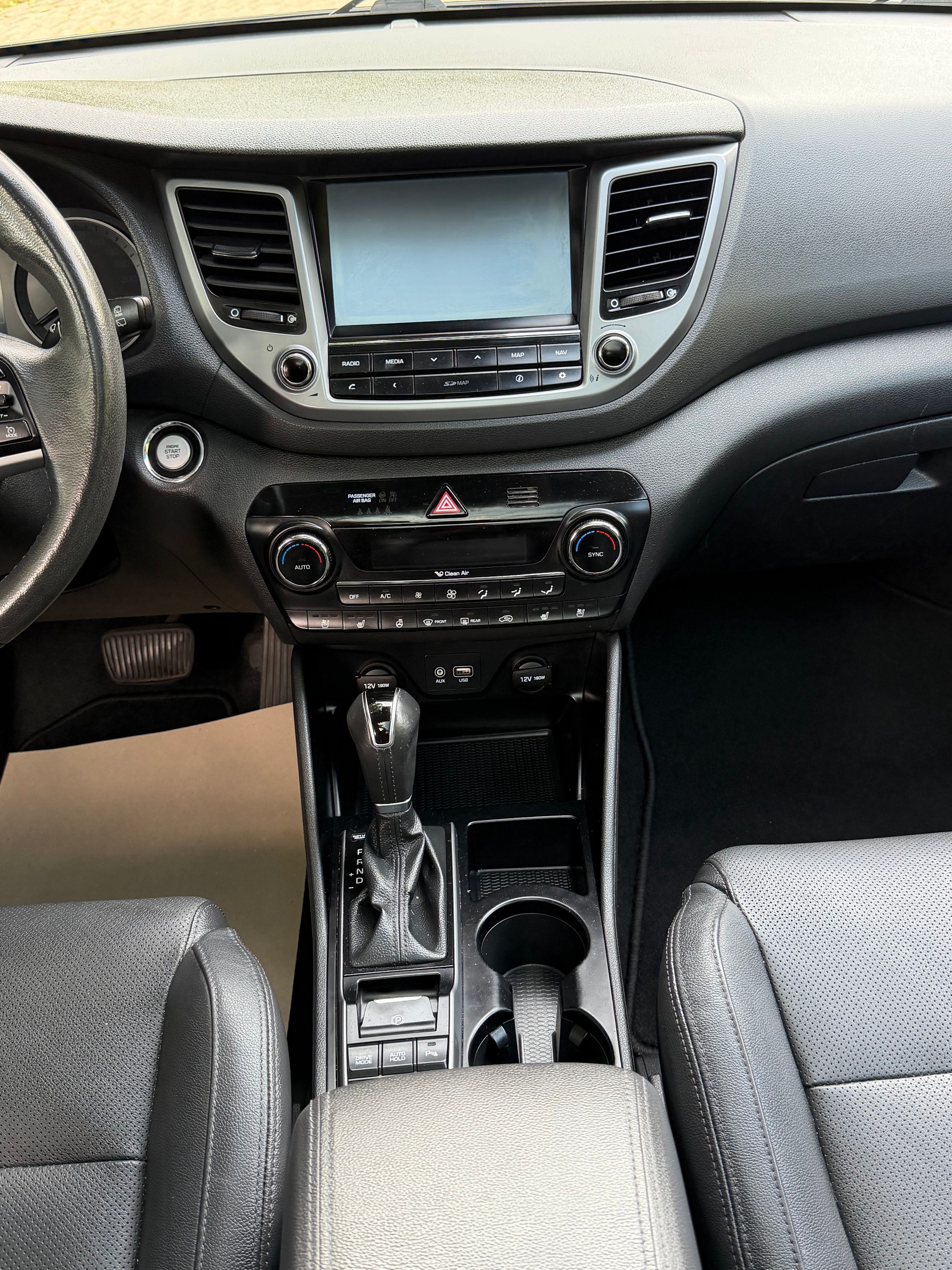 HYUNDAI Tucson 2.0 CRDI Vertex 4WD Automatic-image-12