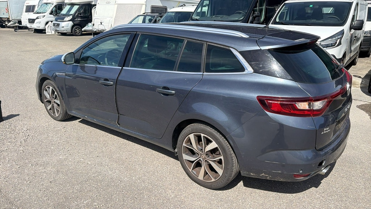 RENAULT Mégane Grandtour 1.2 16V Turbo Bose-image-3