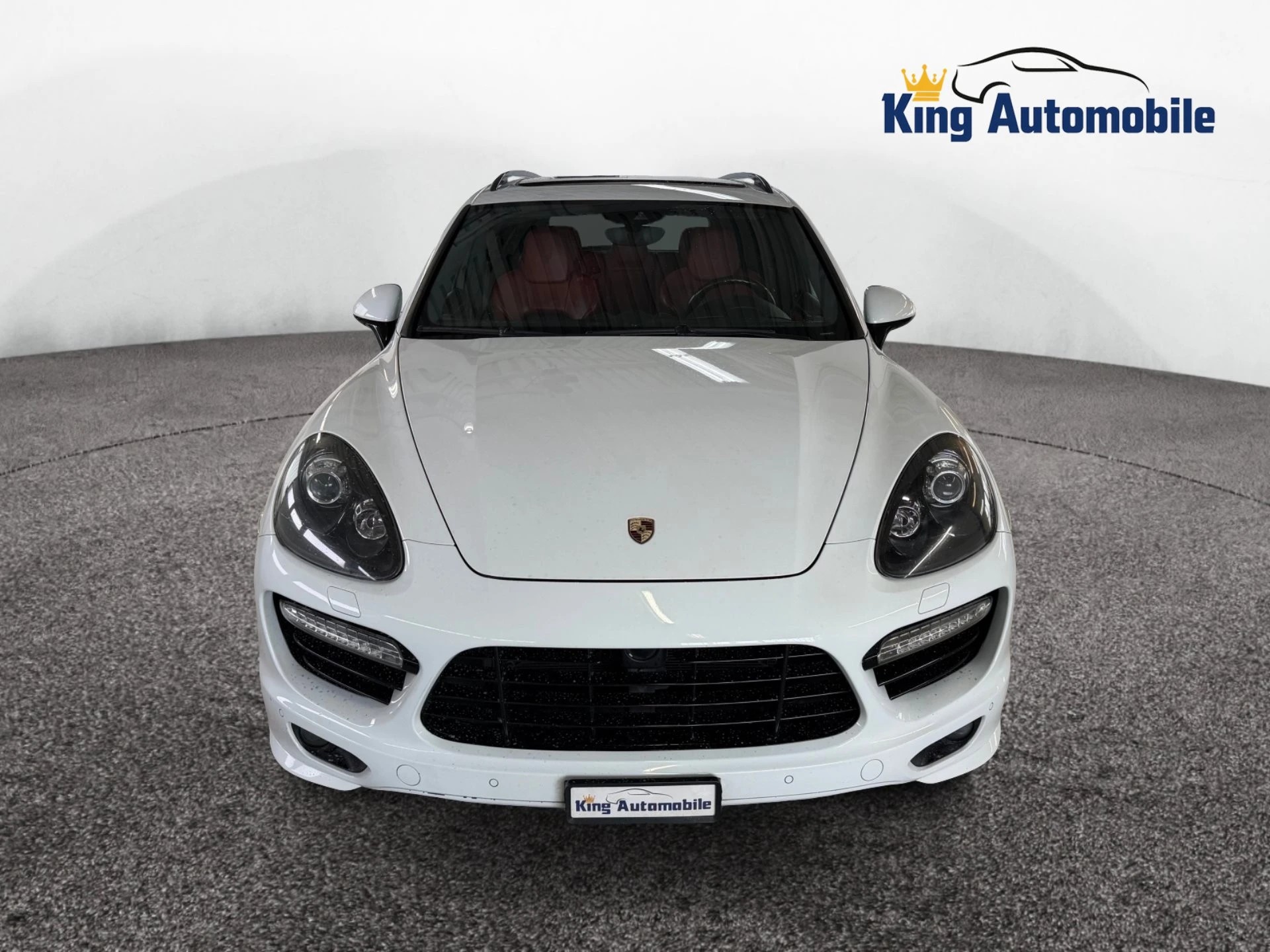 PORSCHE Cayenne Turbo S | AHK 3.5t. | Pano Dach | Sitz-Belüftung | RF-Kamera-showroom-element-2
