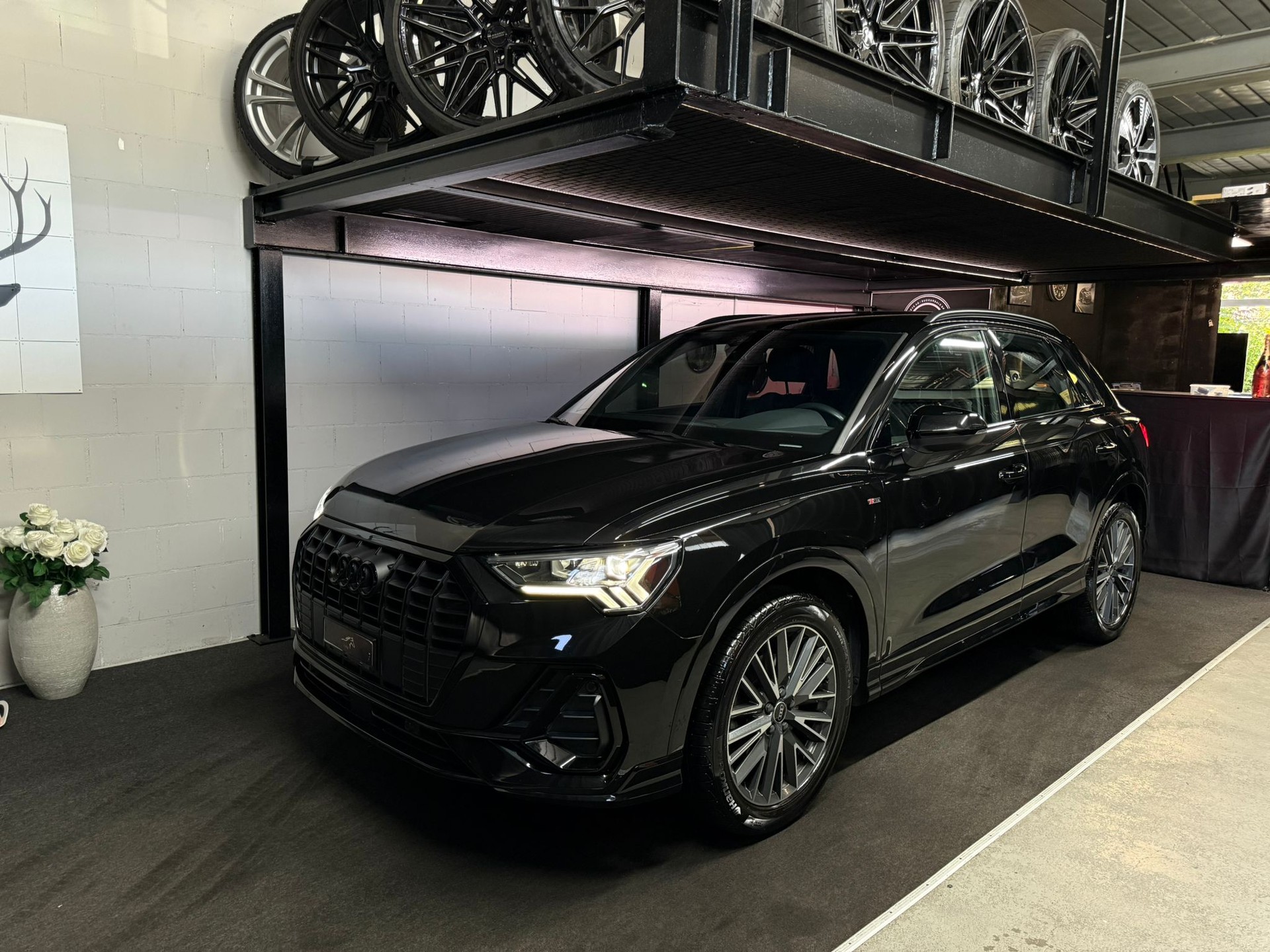 AUDI Q3 35 TFSI S line S-tronic I CH-Auto I Gratis Service 10 Jahre I 1.Hand I-image-1