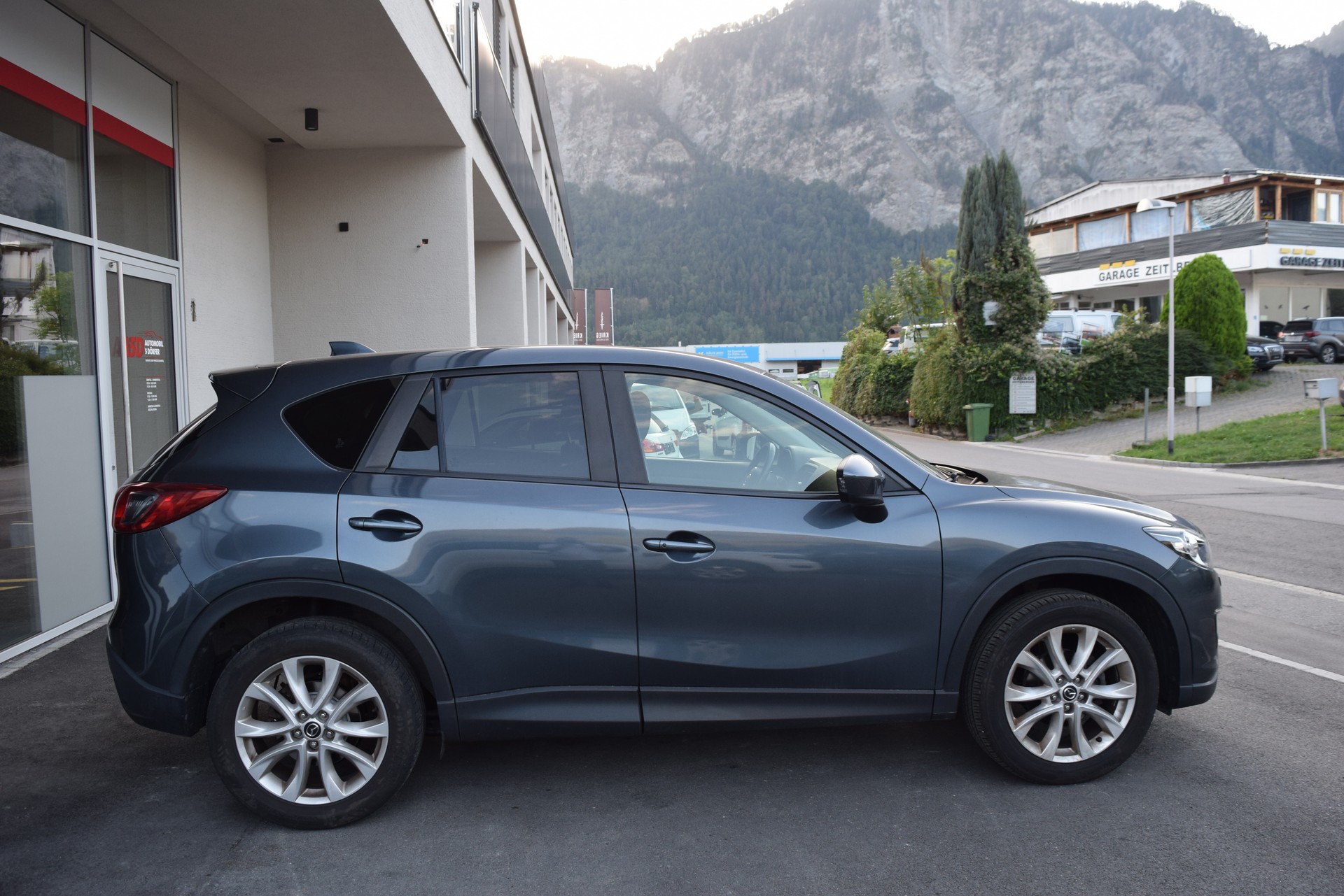 MAZDA CX-5 2.0 Revolution AWD-image-8