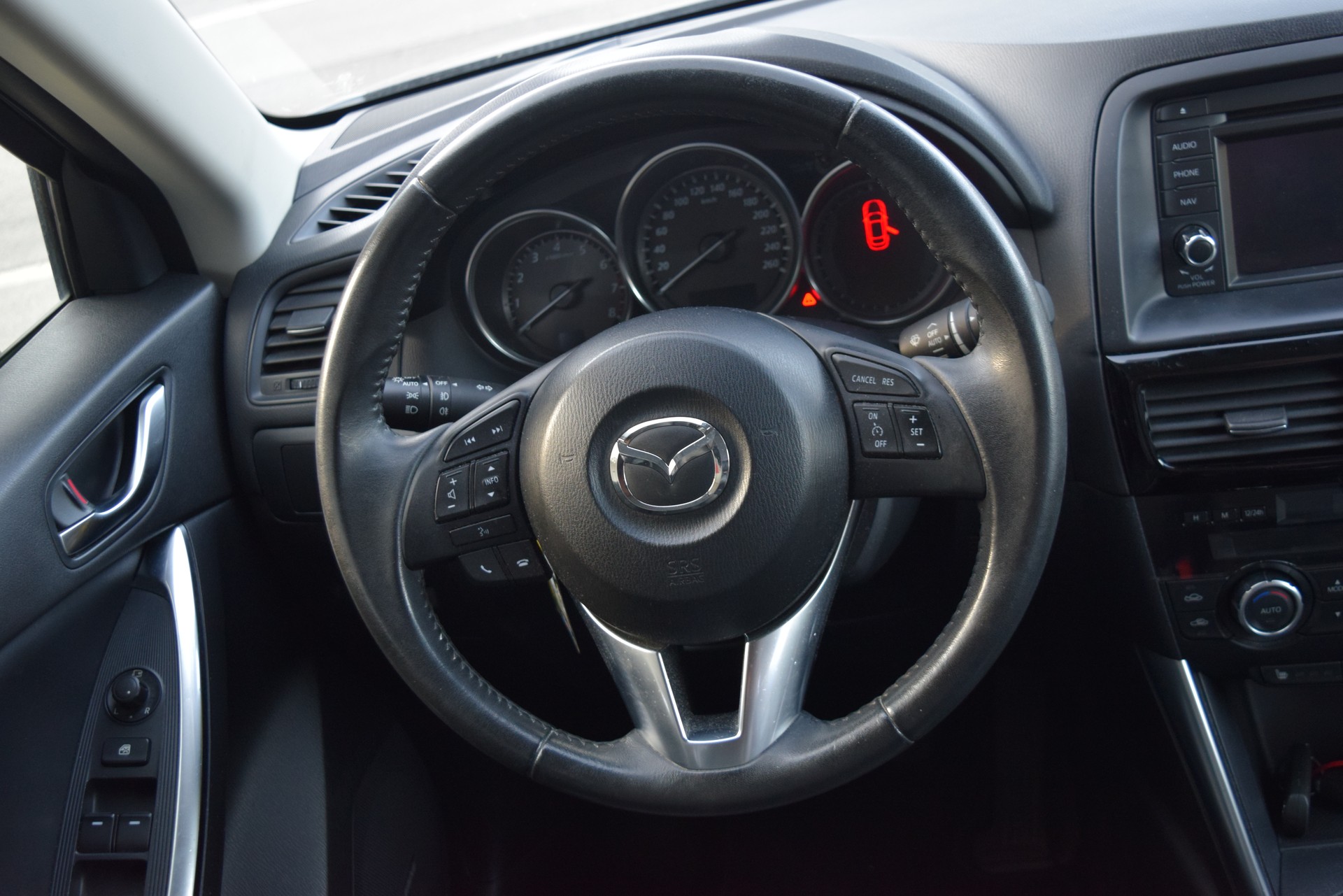 MAZDA CX-5 2.0 Revolution AWD-image-13