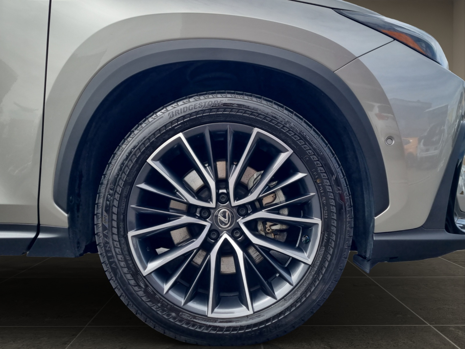 LEXUS NX 450h+ Excellence-image-21