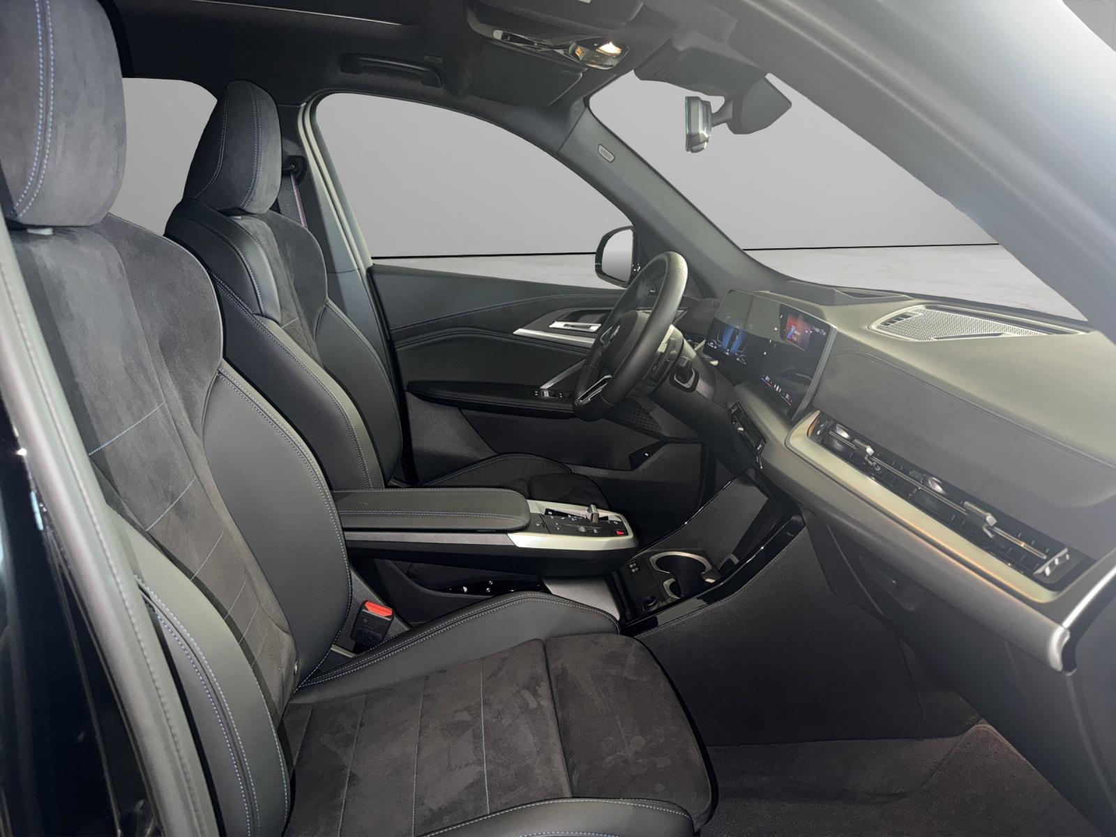 BMW X1 U11 30e xDrive paddles-image-20