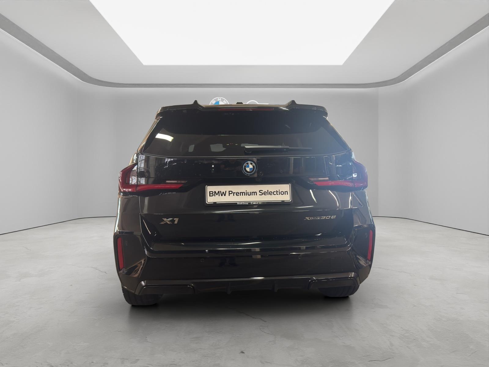 BMW X1 U11 30e xDrive paddles-image-15