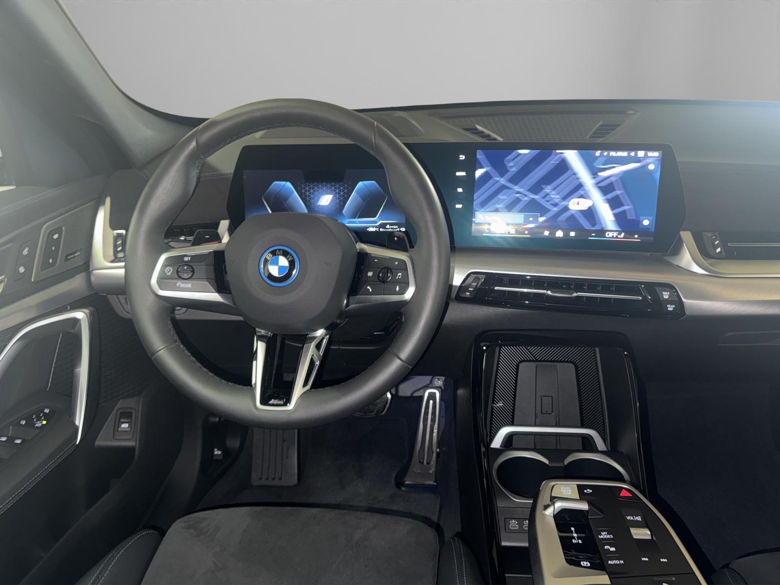 BMW X1 U11 30e xDrive paddles-image-10