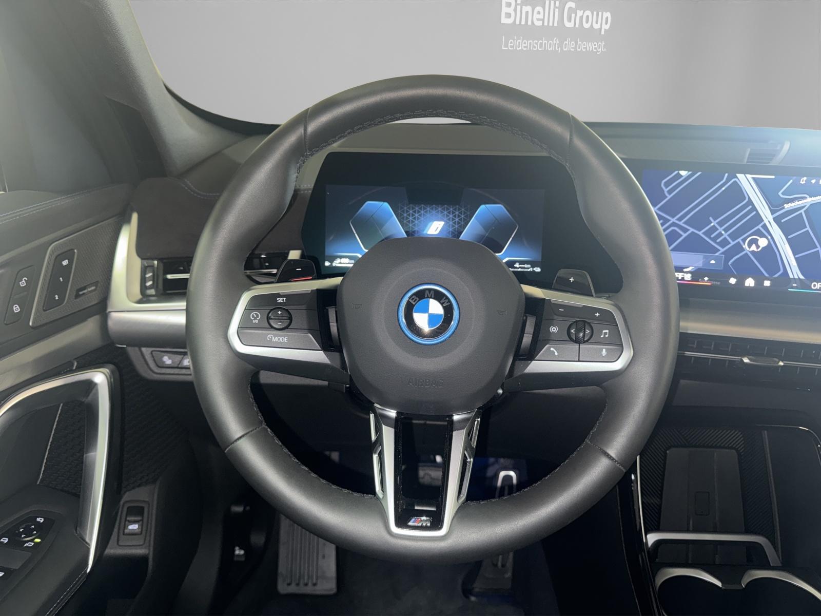 BMW X1 U11 30e xDrive paddles-image-11
