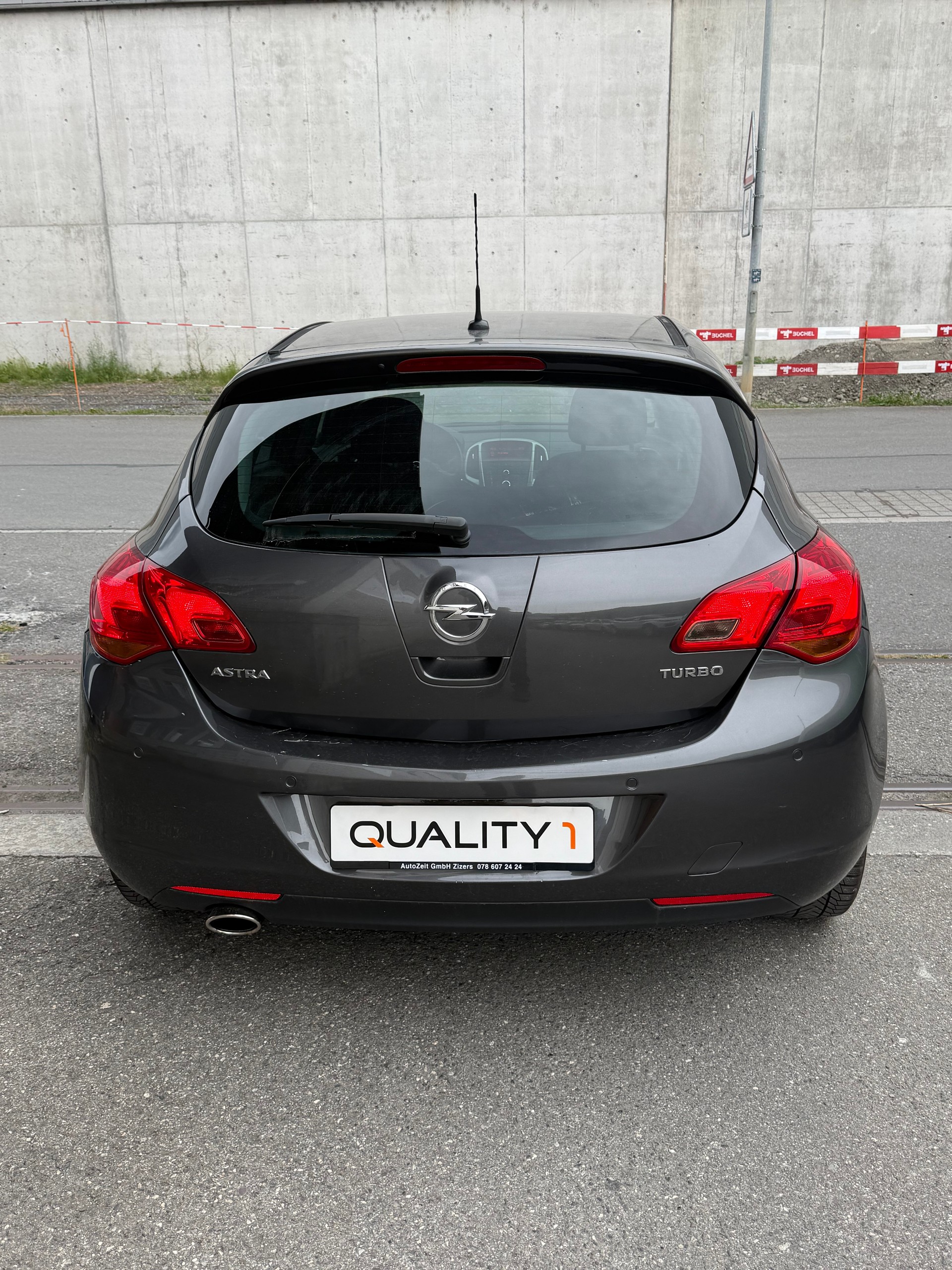 OPEL Astra 1.4i 16V Turbo-image-4