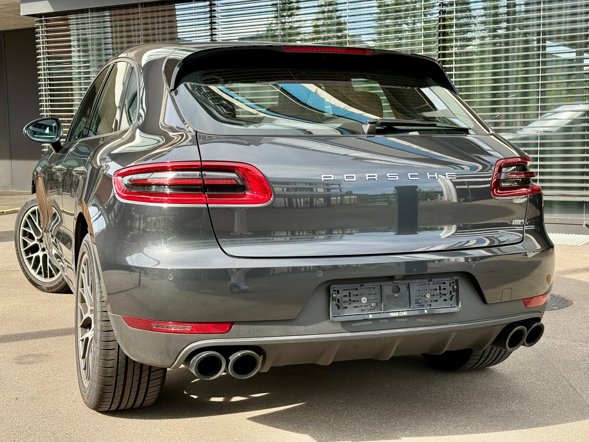 PORSCHE Macan PDK * Luftfahrwerk * * Spyder Felgen * * Service bei Porsche *-image-5