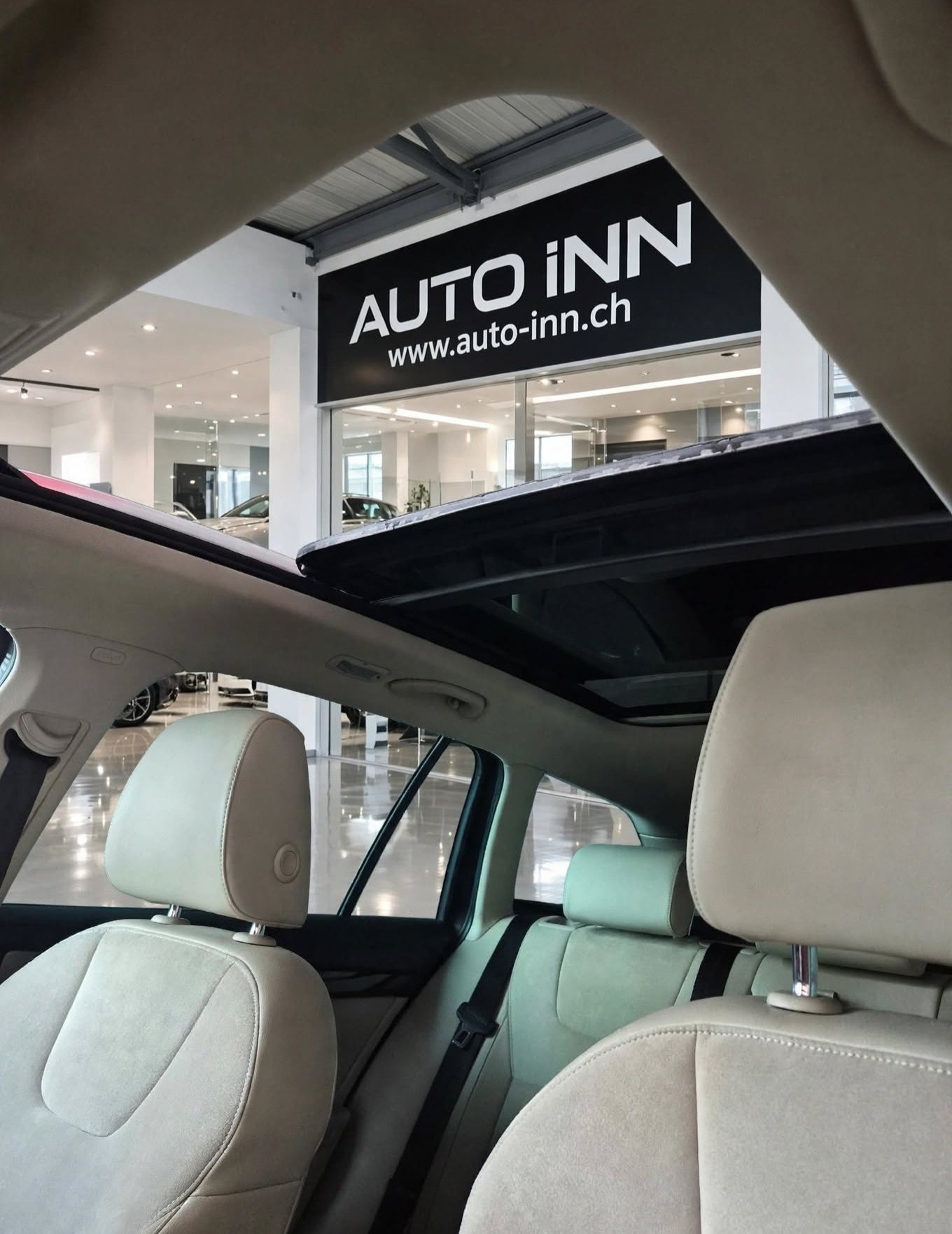 SKODA Octavia Combi 1.8 TSI Elegance DSG - AUTOMATICA-image-9