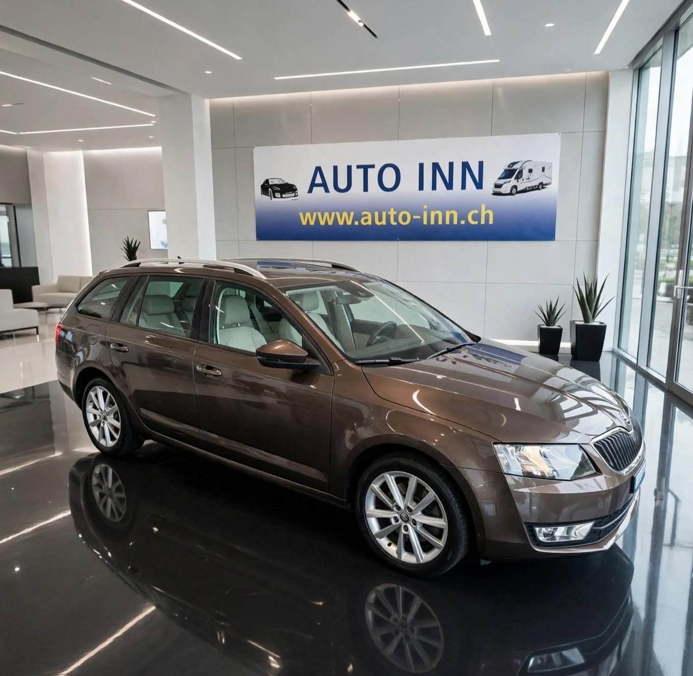 SKODA Octavia Combi 1.8 TSI Elegance DSG - AUTOMATICA-image-0