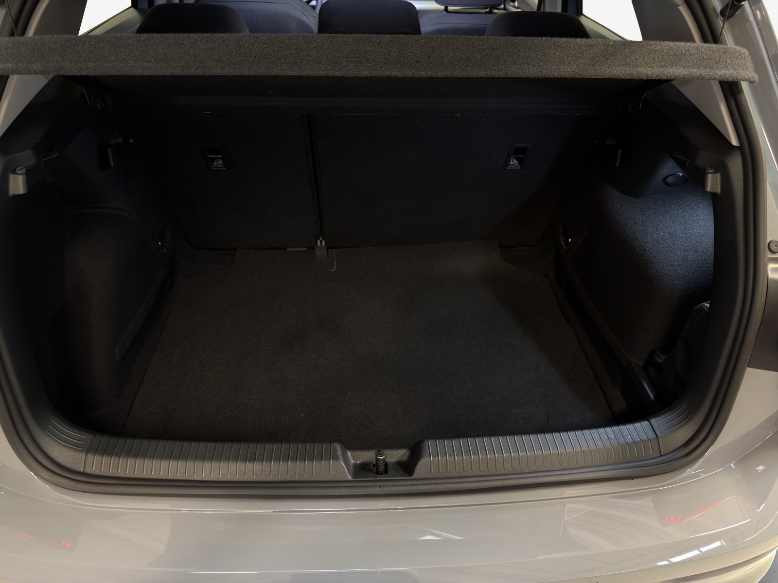 VW Golf 1.5 e TSI mHEV Basis DSG-image-12