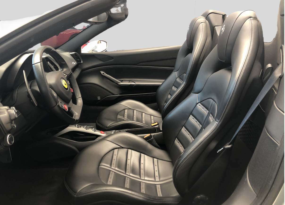 FERRARI 488 Spider 3.9 V8-image-8