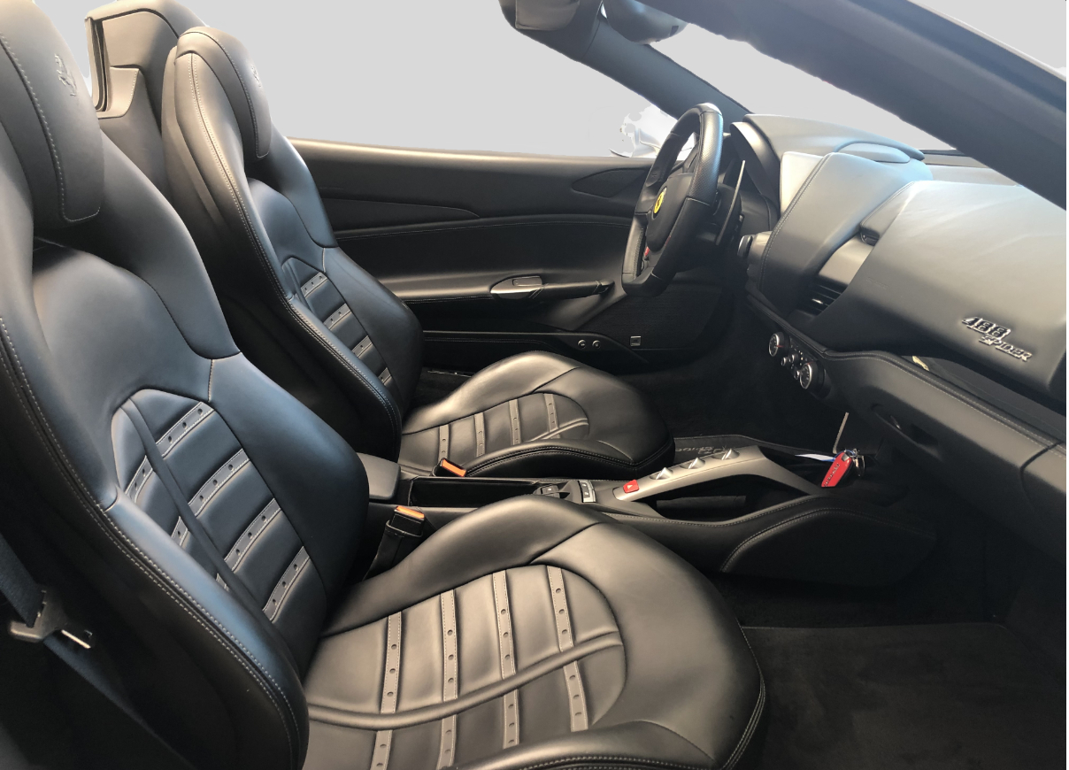 FERRARI 488 Spider 3.9 V8-image-12