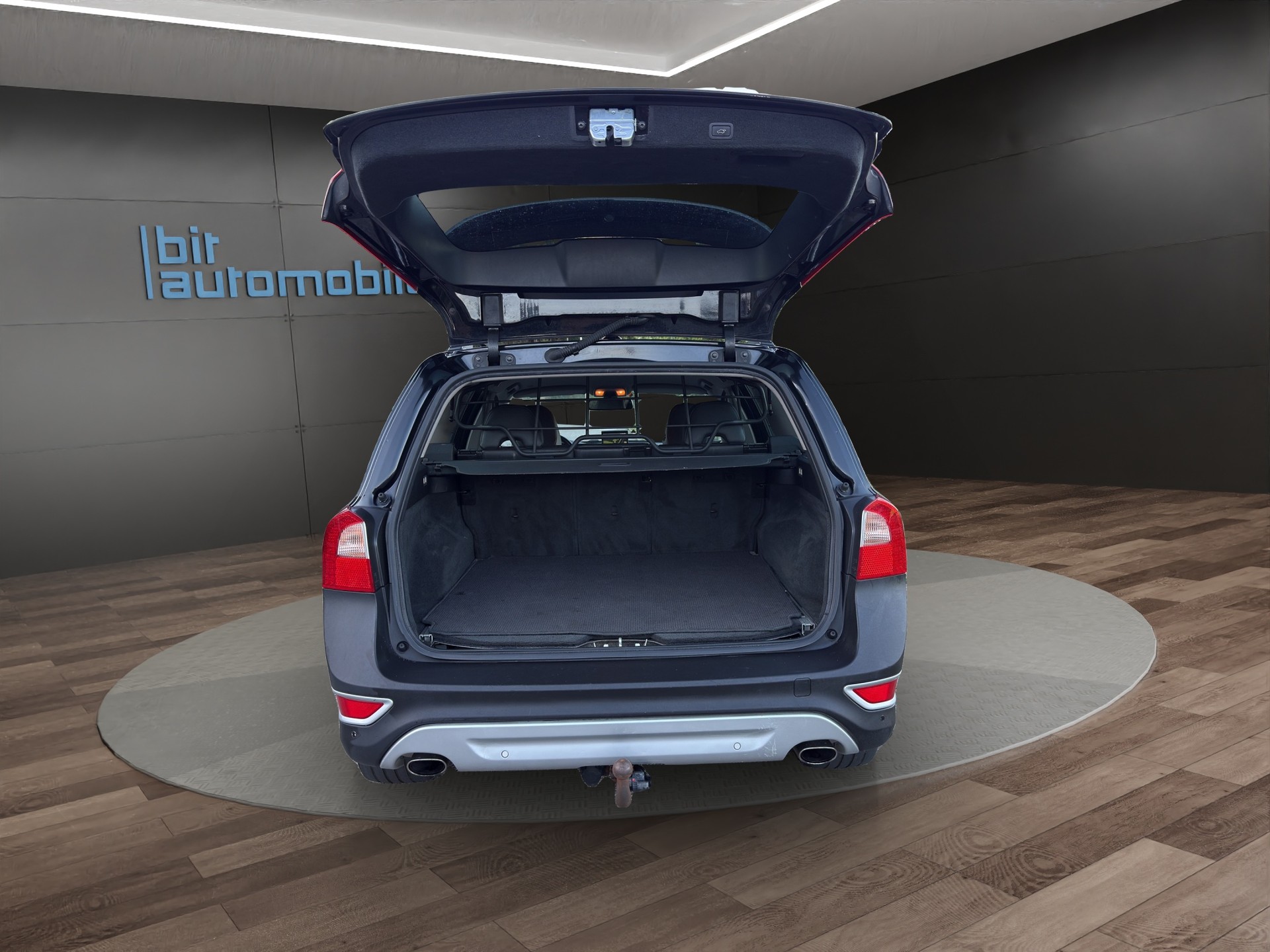 VOLVO XC70 2.4D AWD Husky Geartronic-image-6