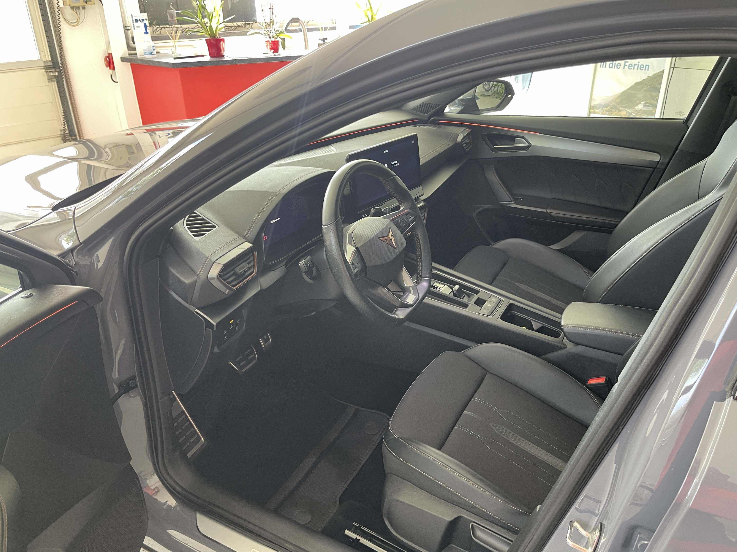 CUPRA Formentor 1.4 eHybrid VZ DSG — slika 9