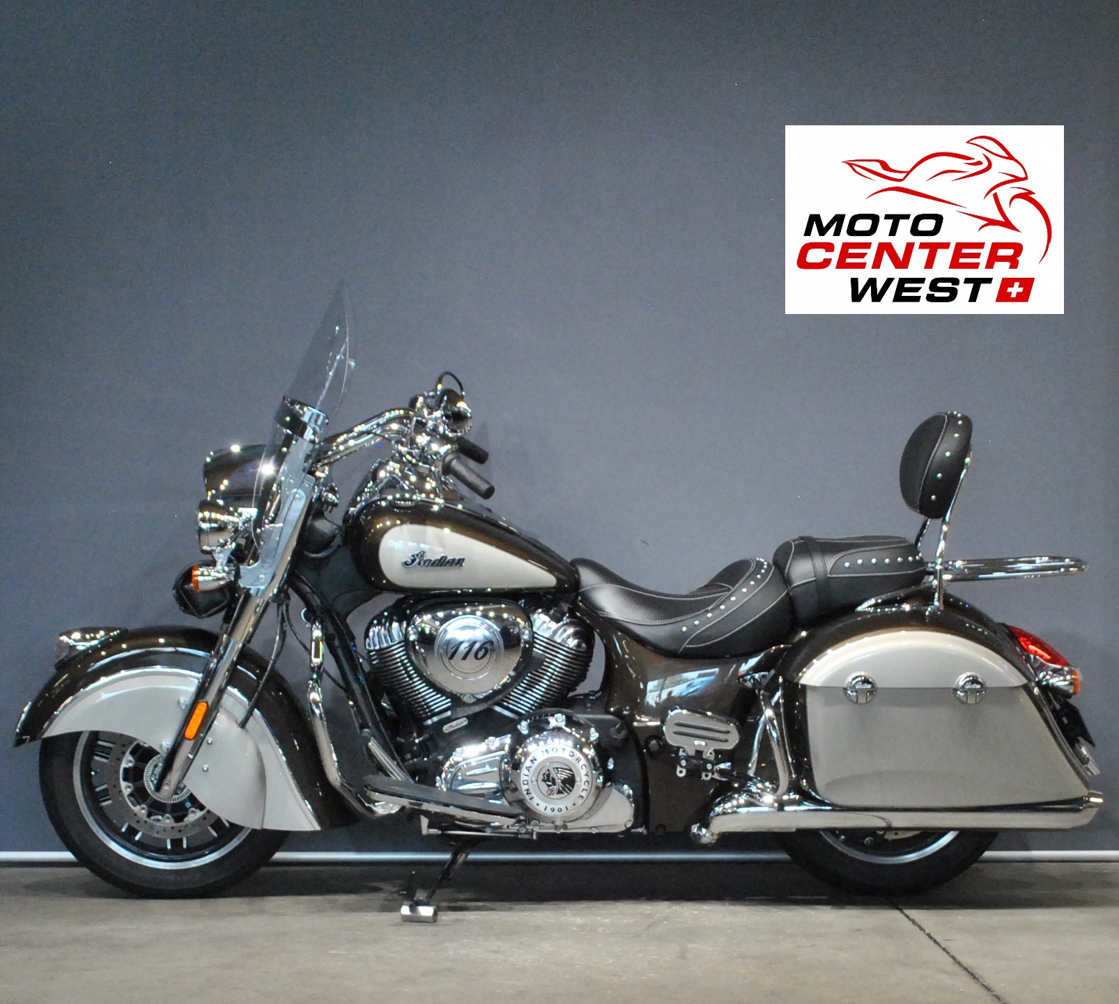 INDIAN Springfield-showroom-element-2