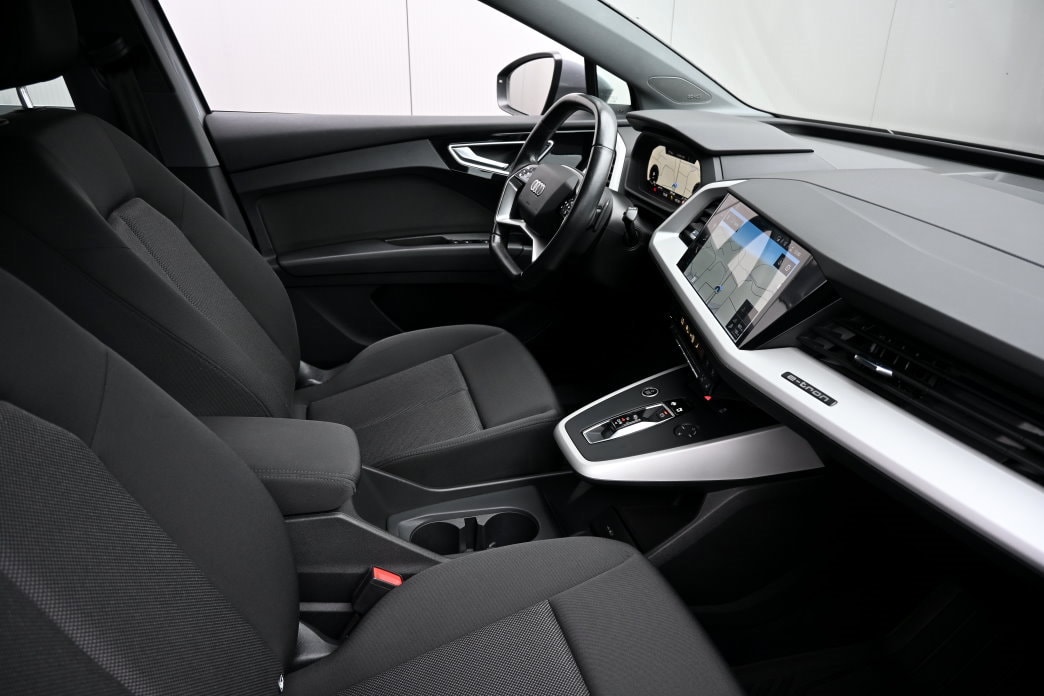 AUDI Q4 e-tron 35-image-4
