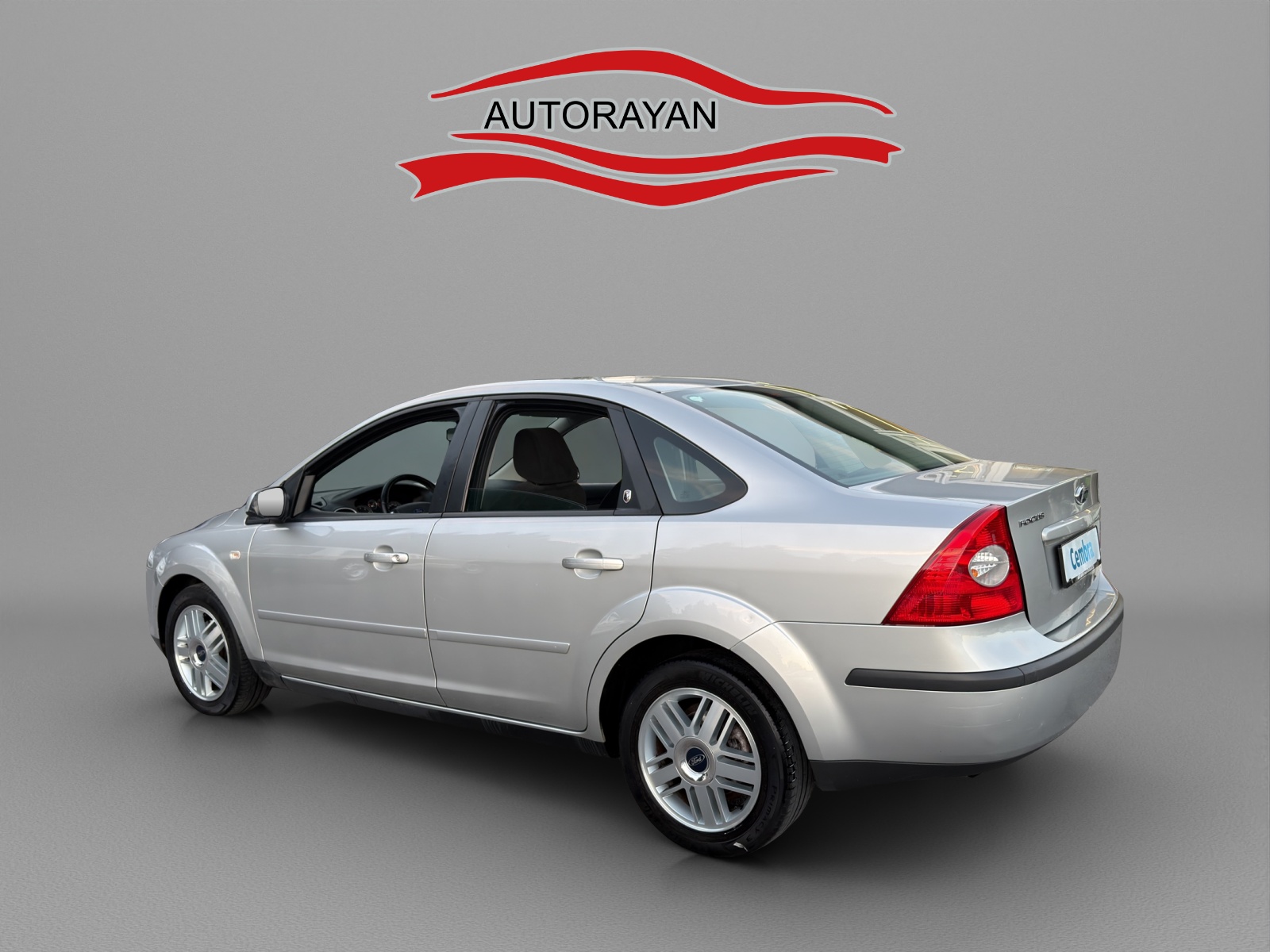 FORD Focus 1.6i VCT Ghia-image-5
