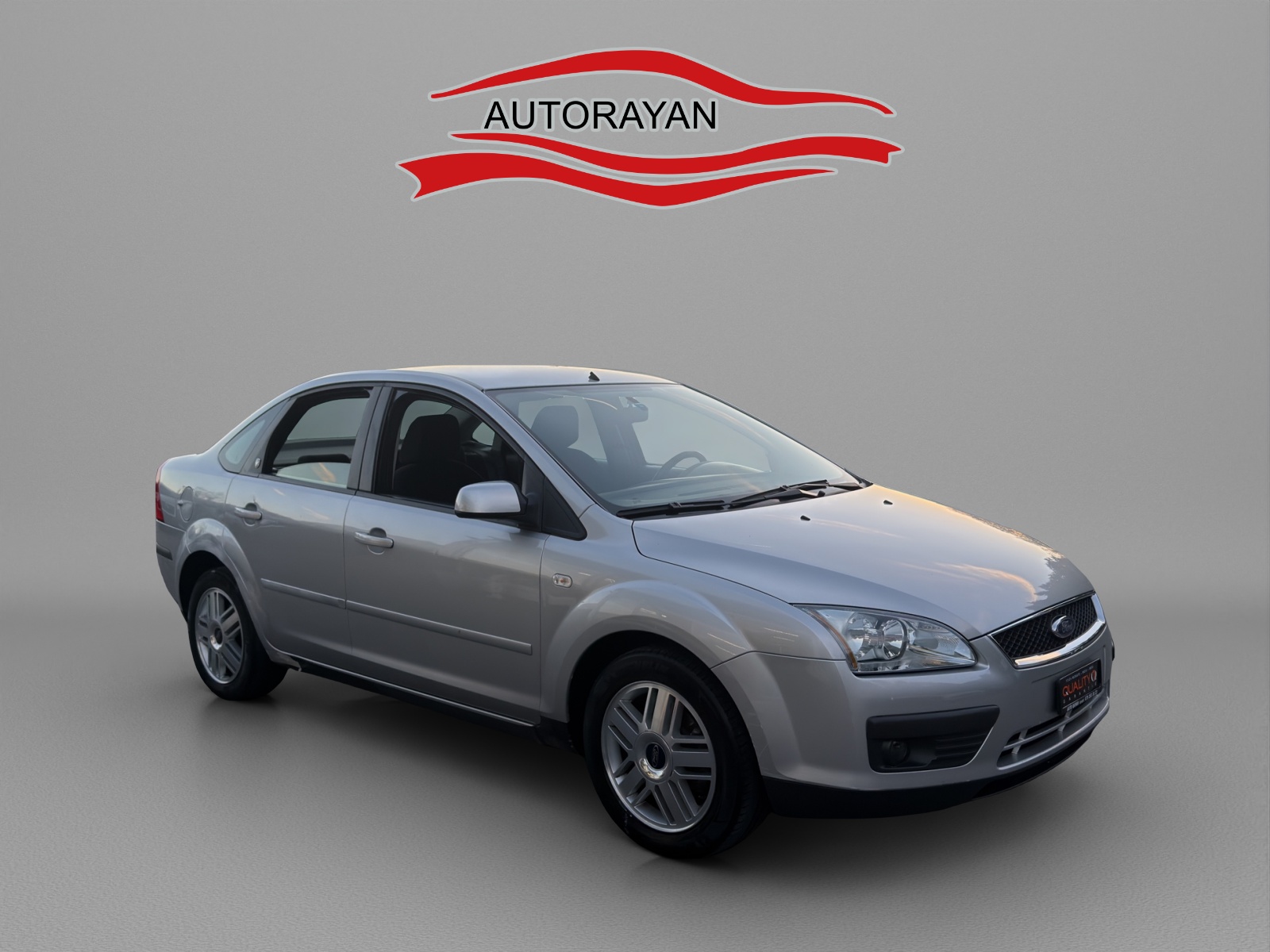 FORD Focus 1.6i VCT Ghia-image-2