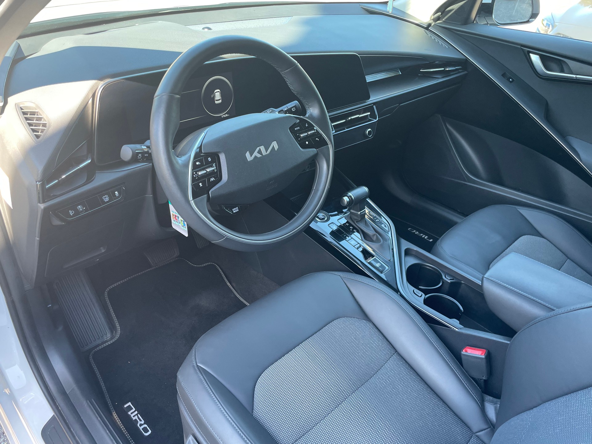 KIA Niro 1.6GDi Hybrid DCT Power Edition-image-8
