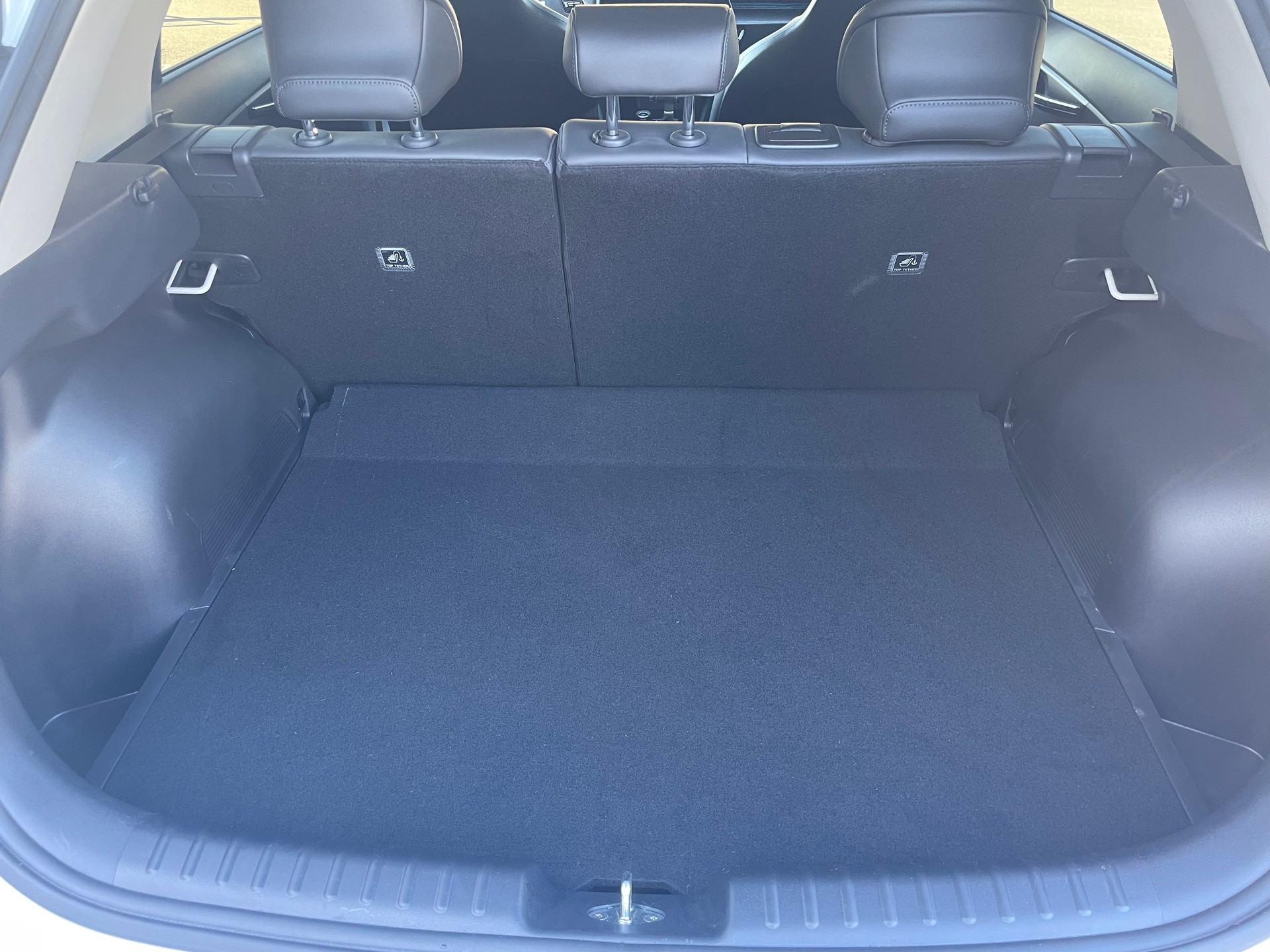 KIA Niro 1.6GDi Hybrid DCT Power Edition-image-11