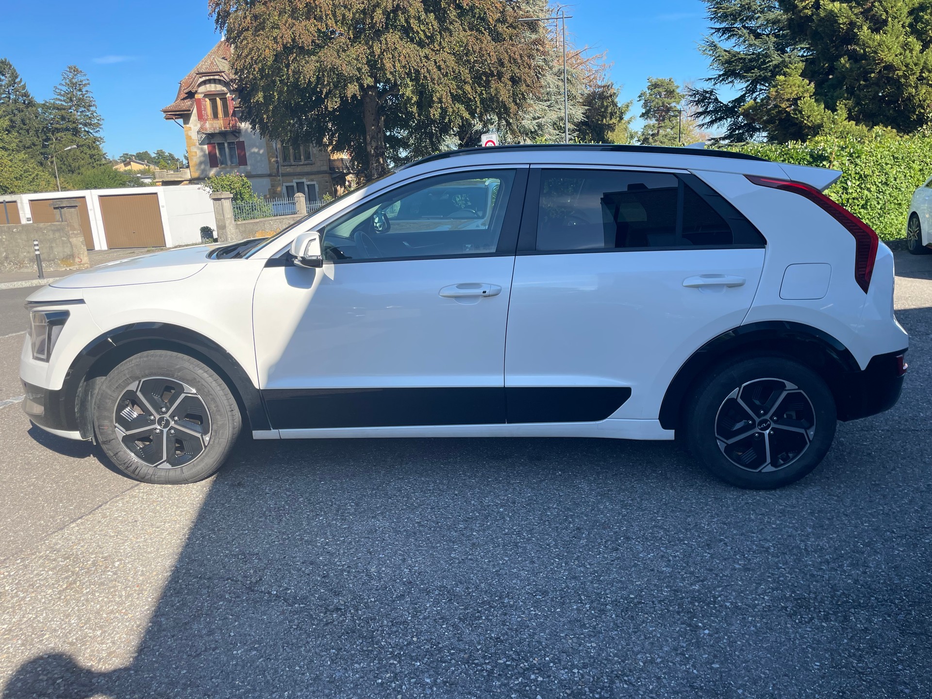 KIA Niro 1.6GDi Hybrid DCT Power Edition-image-5
