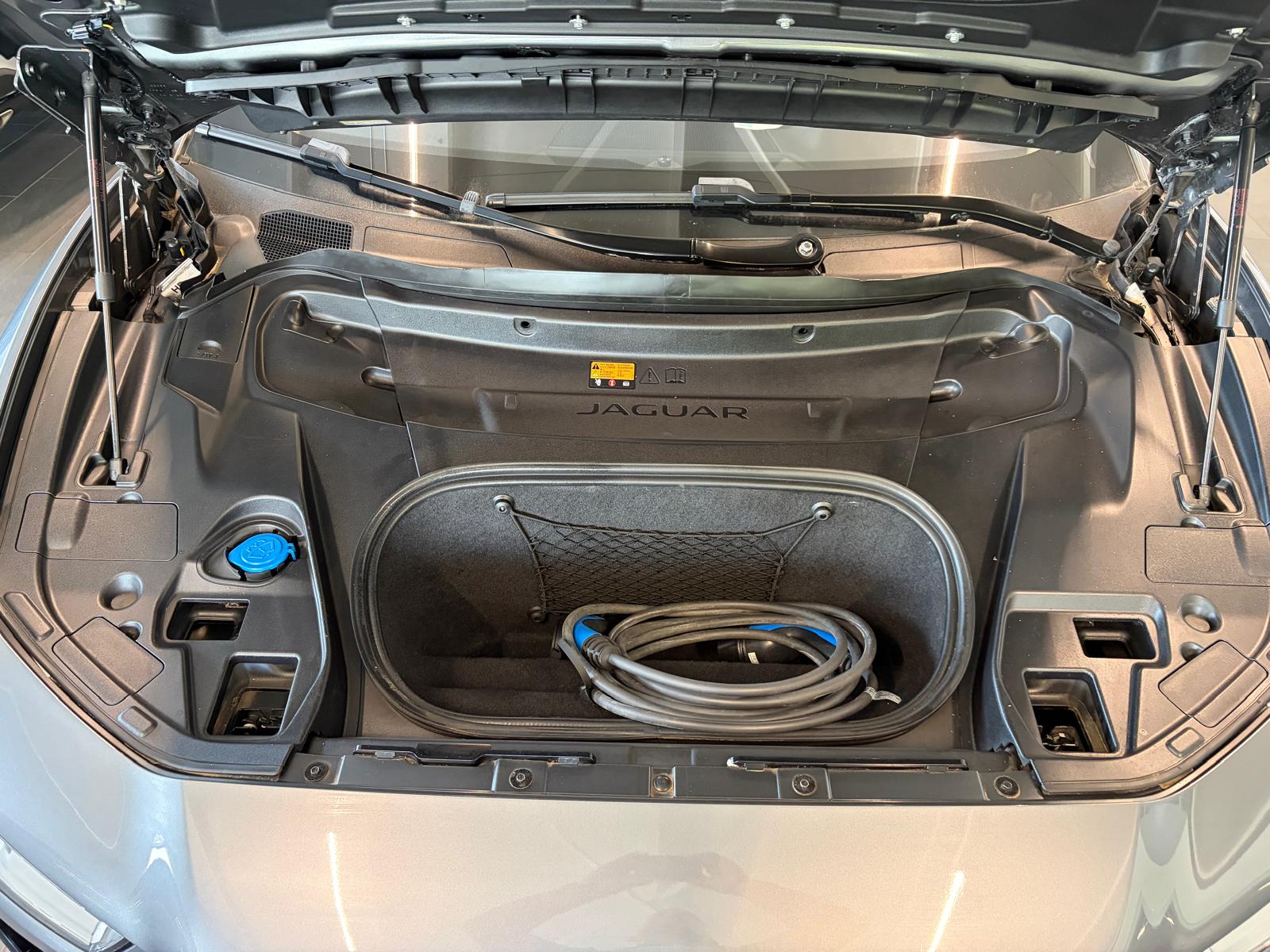 JAGUAR I-Pace EV400 HSE AWD-image-12