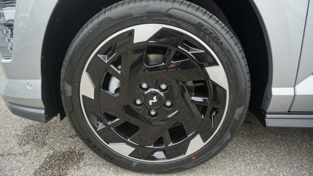 HYUNDAI Kona EV 65.4 kWh N Line-image-7