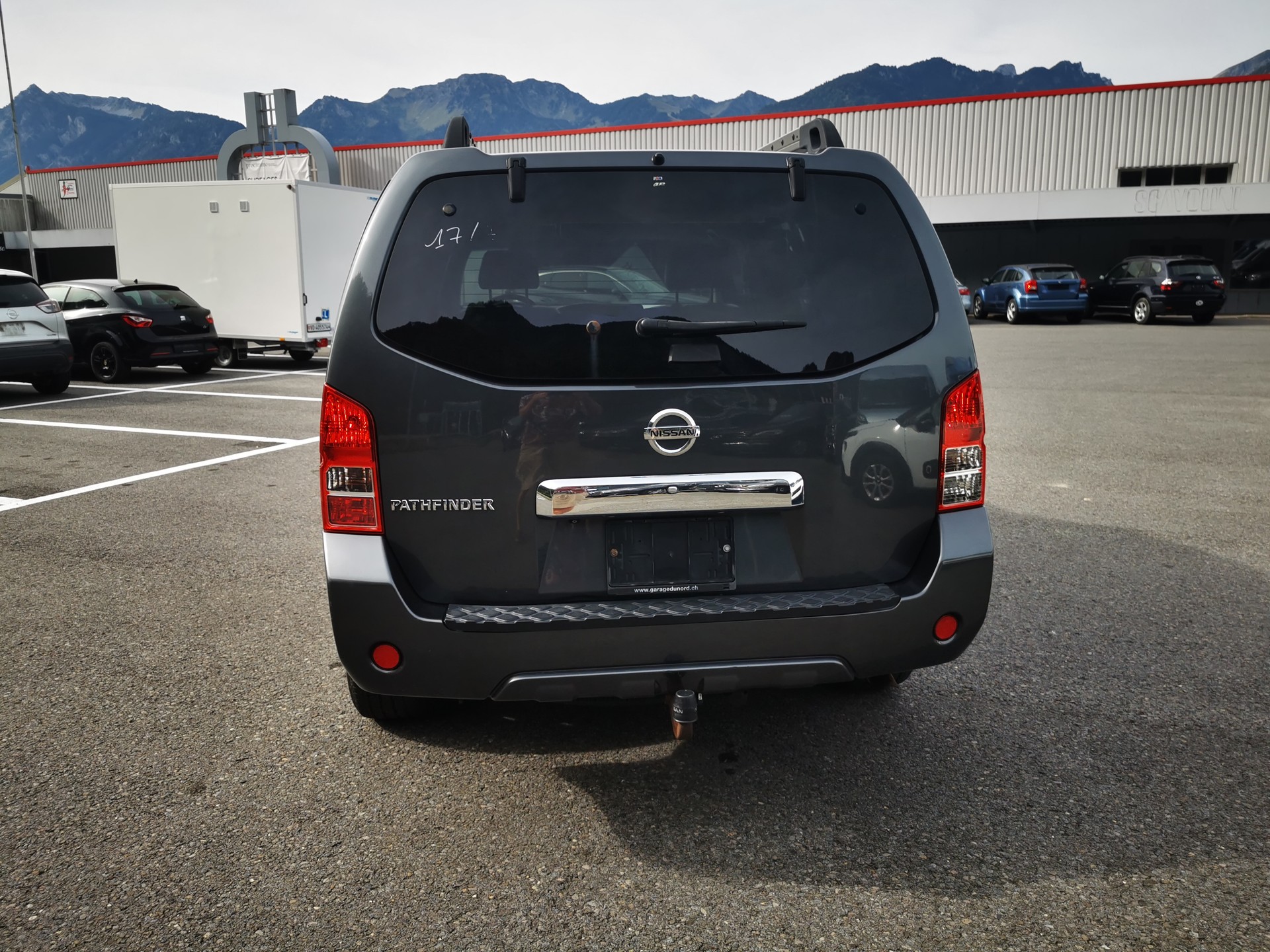 NISSAN Pathfinder 3.0 dCi LE Automatic-image-5