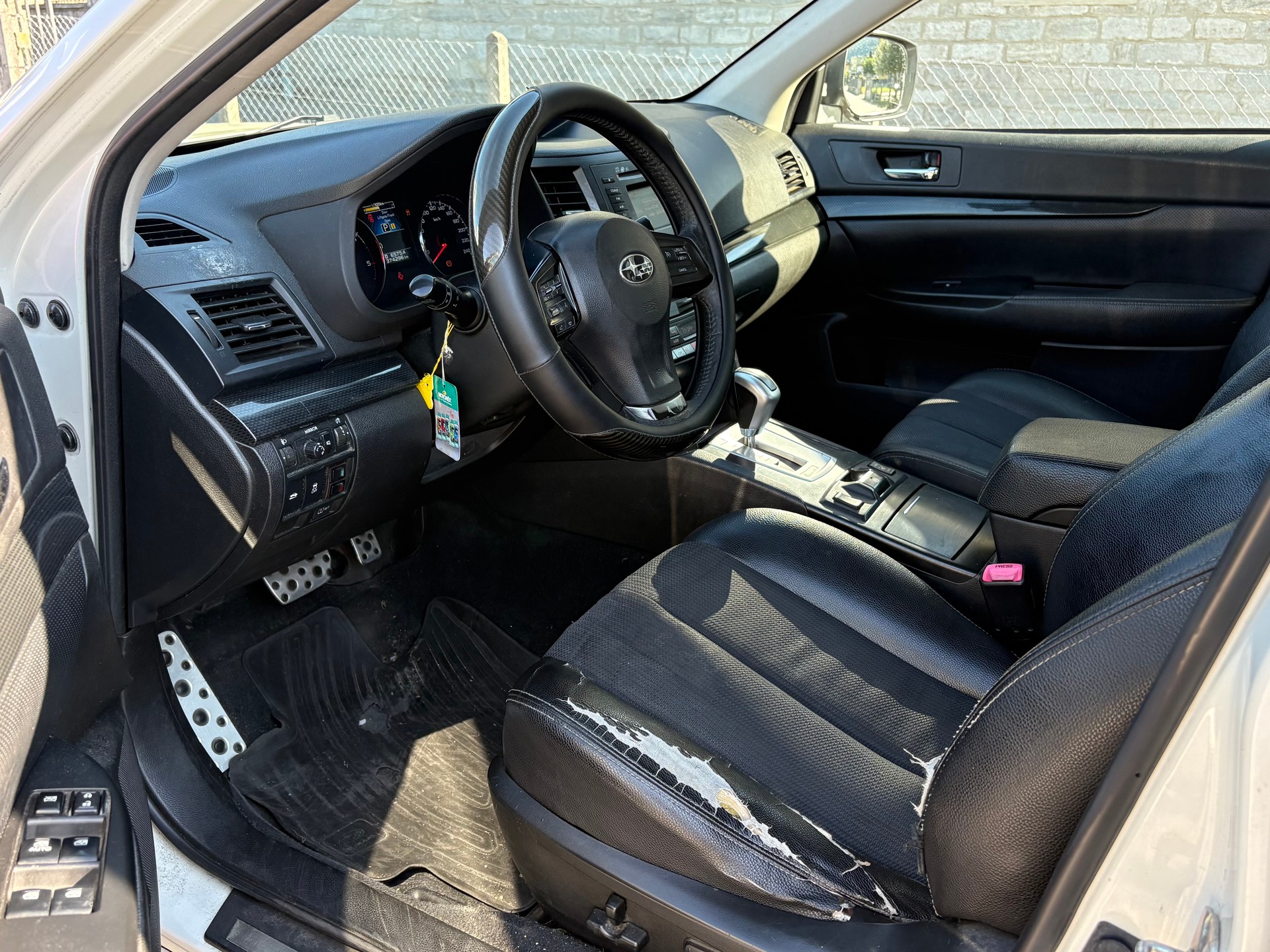 SUBARU Outback 2.0D Swiss Classic AWD Lineartronic-image-8