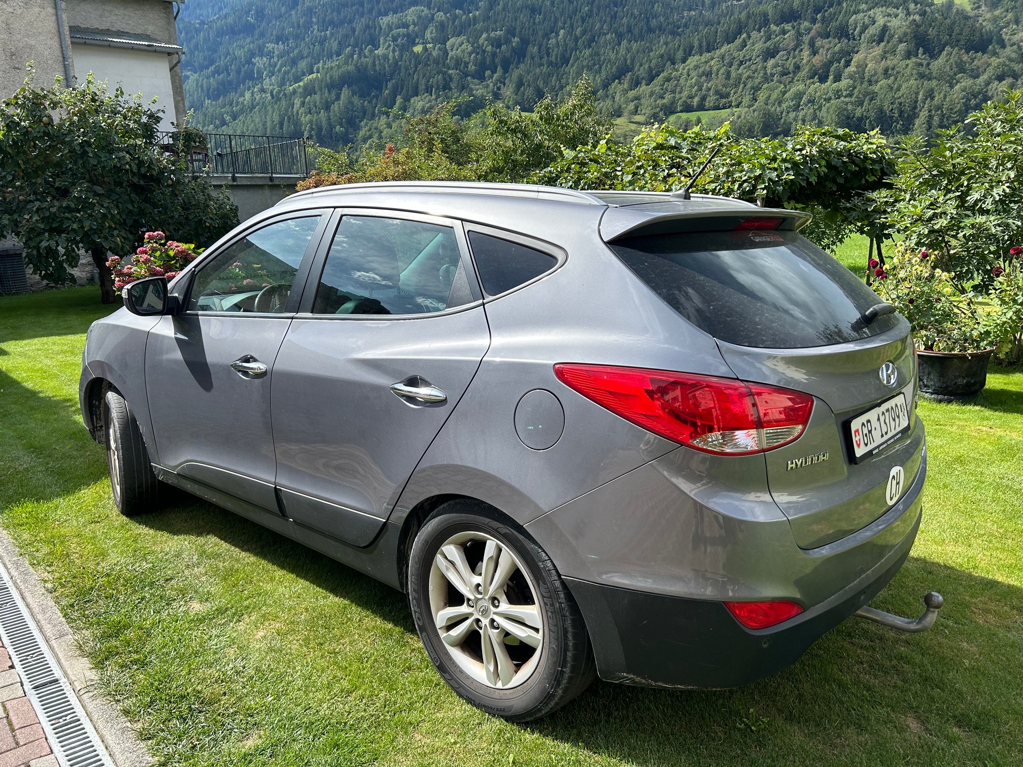 Car photo