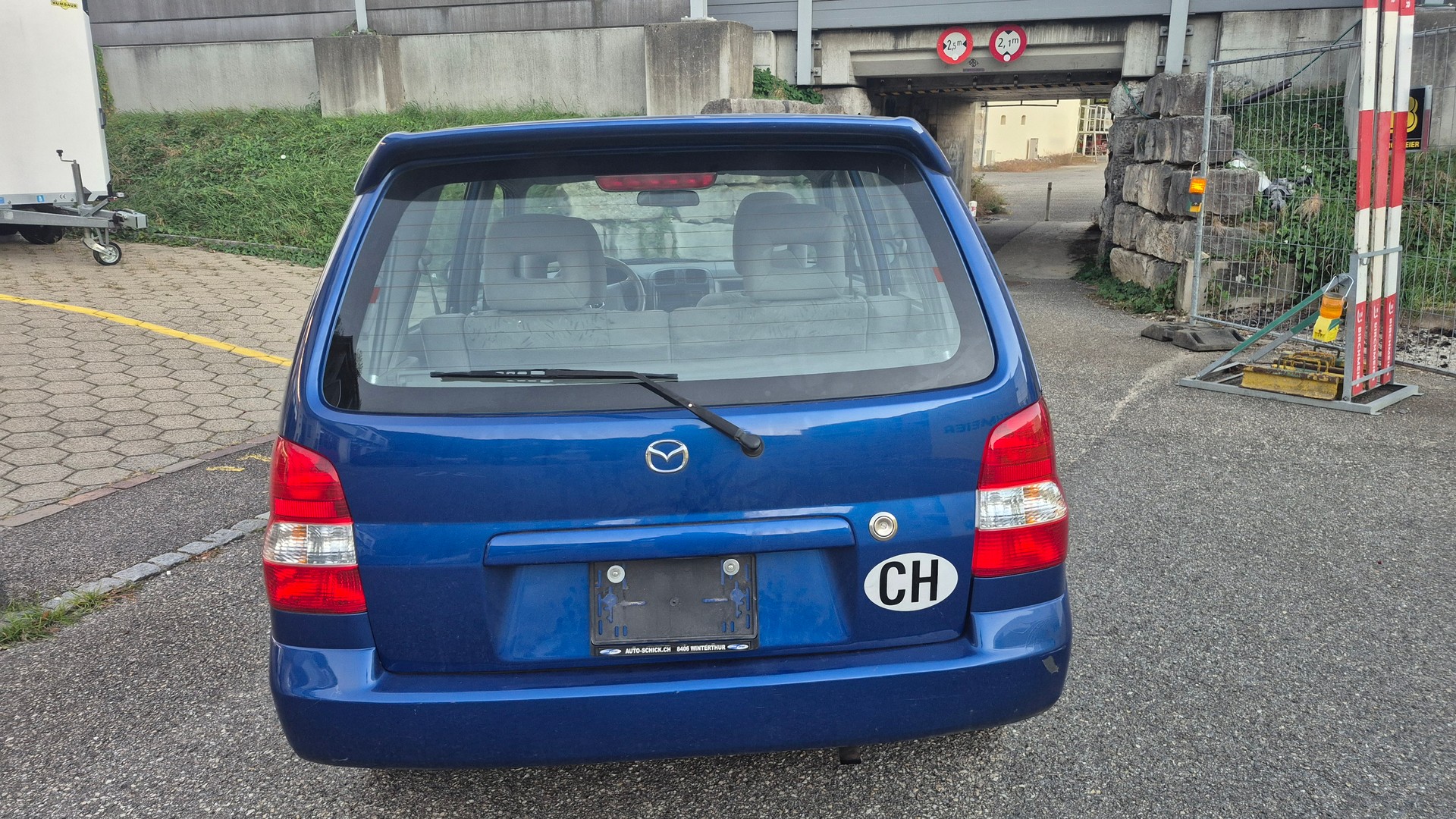 MAZDA Demio 1.3i-16 Youngster-image-5