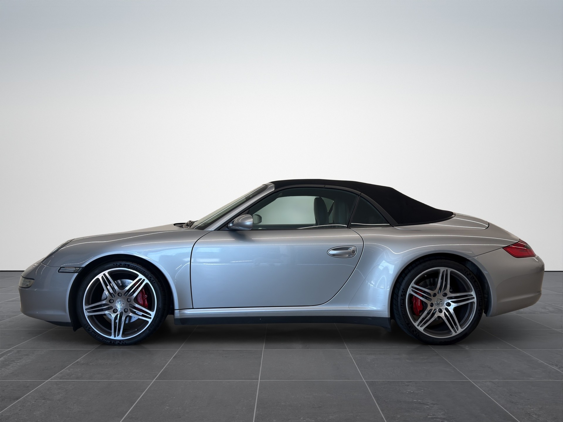 PORSCHE 911 Cabrio Carrera 4S-image-2