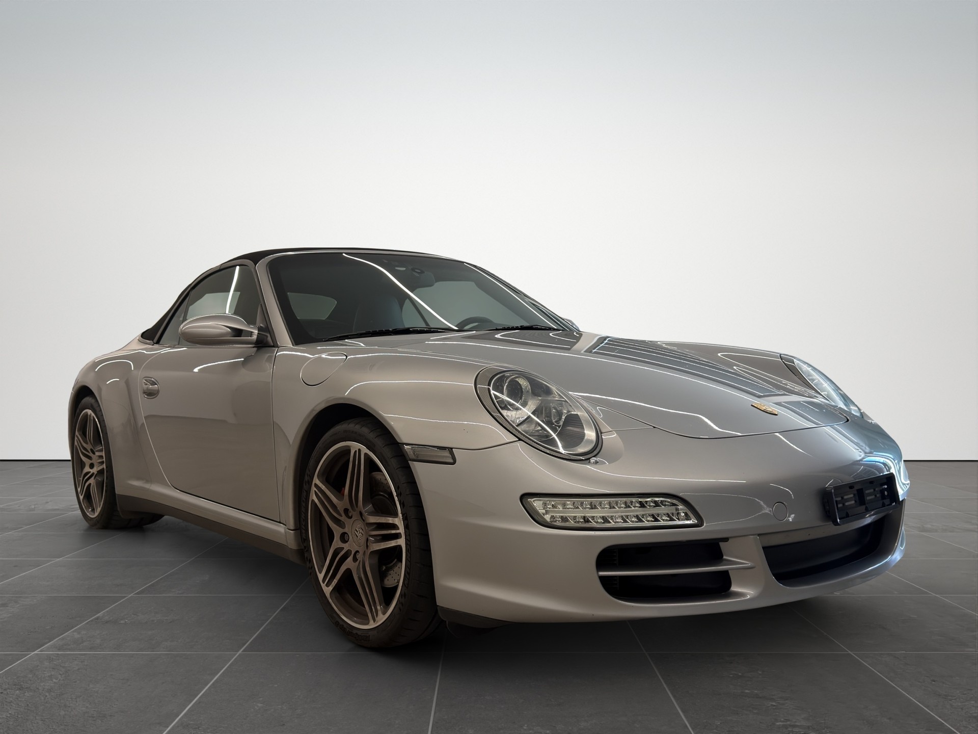 PORSCHE 911 Cabrio Carrera 4S-image-7