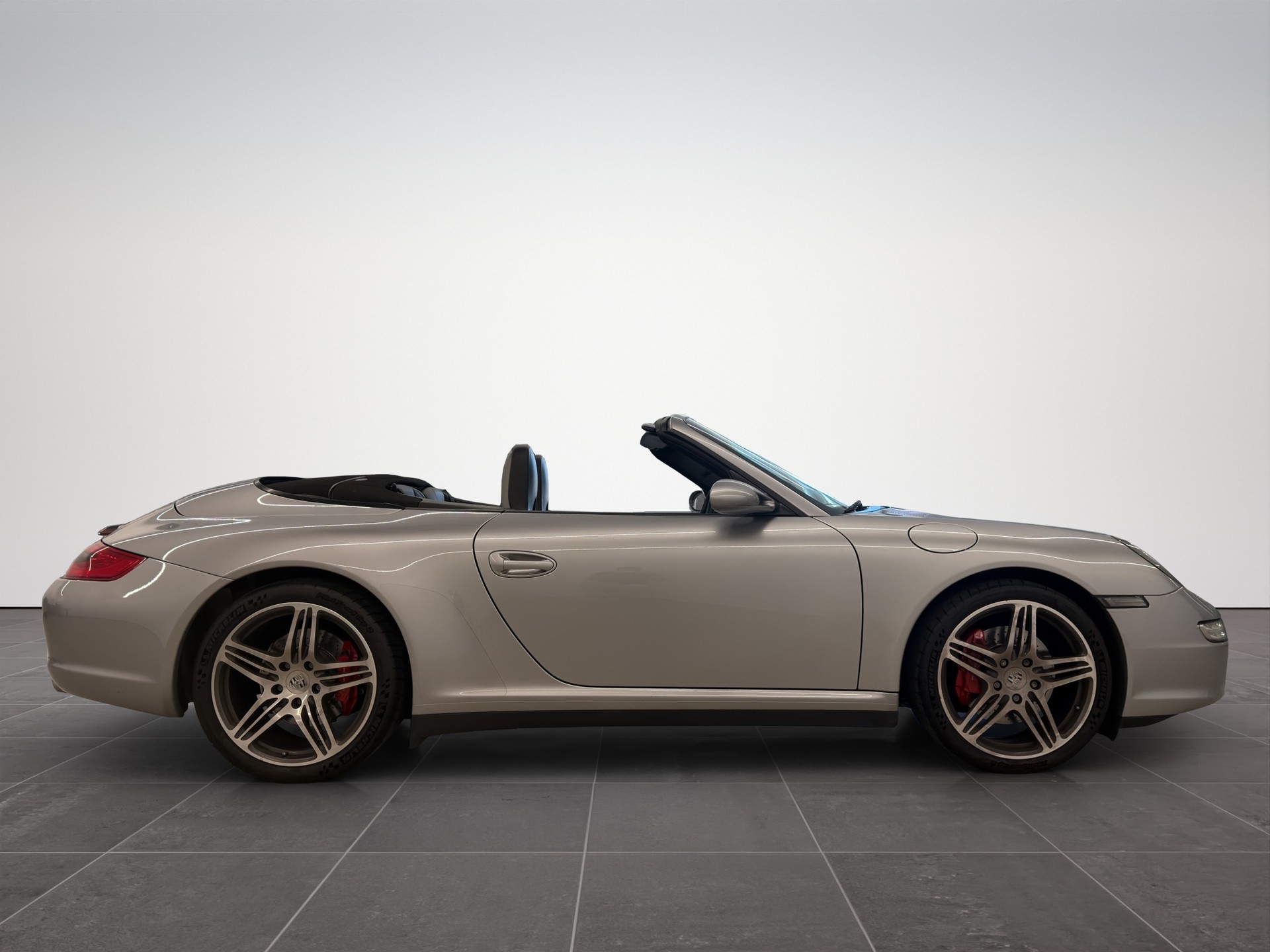 PORSCHE 911 Cabrio Carrera 4S-image-6