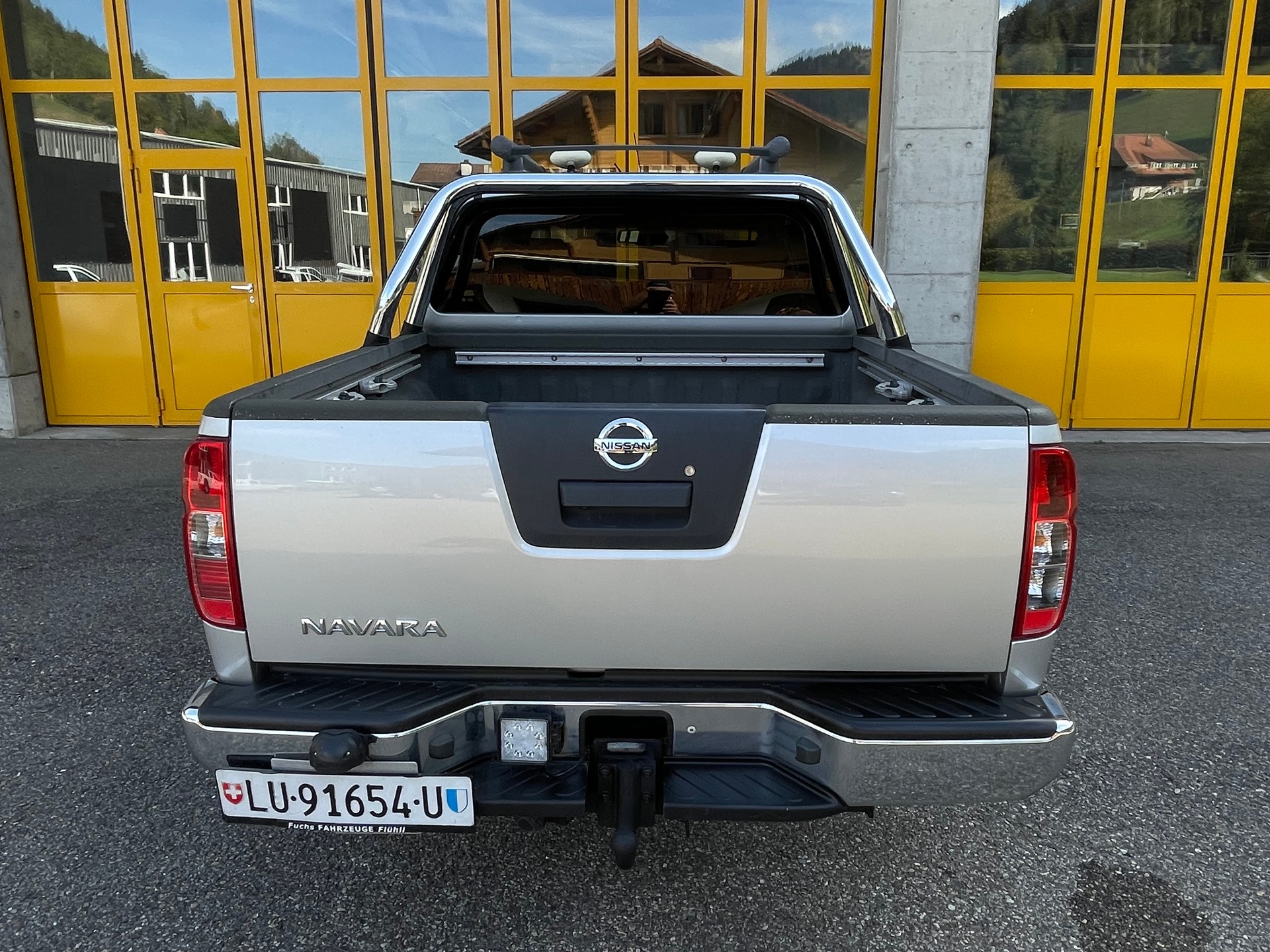 NISSAN Navara V6 Double Cab LE 3.0 dCi 4WD LB Automat-image-5