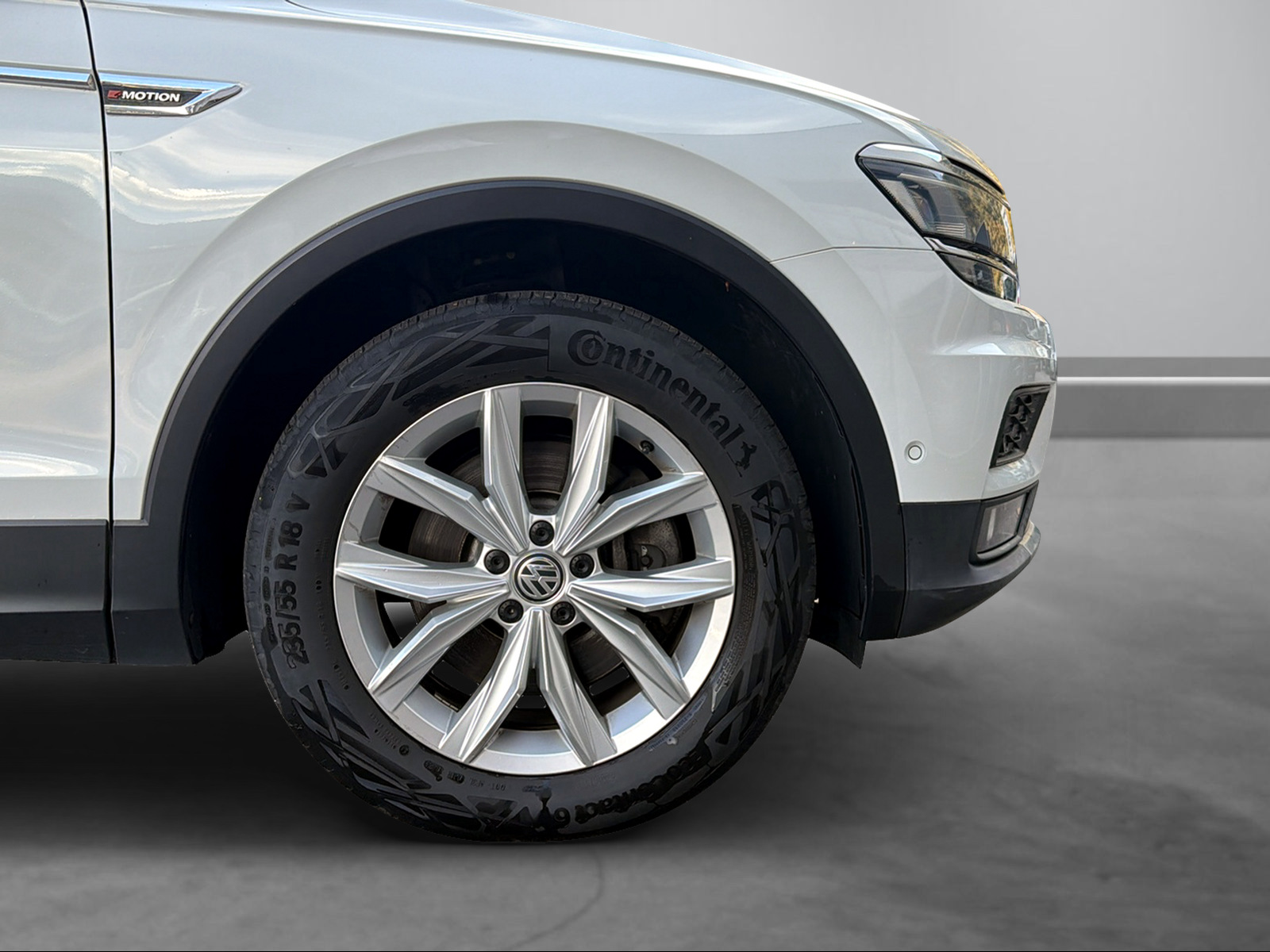 VW Tiguan 2.0TSI Highline 4Motion DSG-image-13