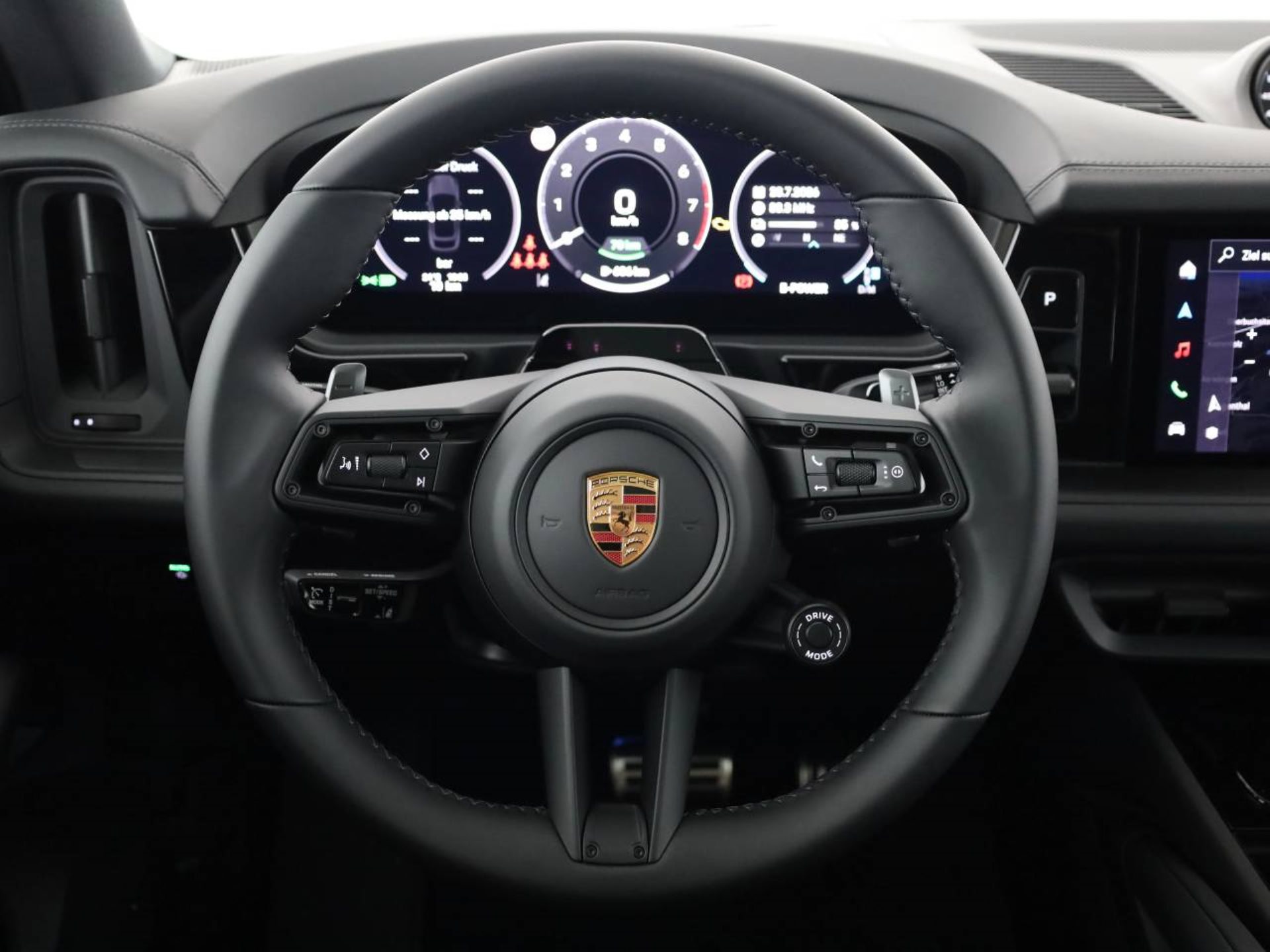PORSCHE Cayenne S E-Hybrid Coupé Black Edition-image-31