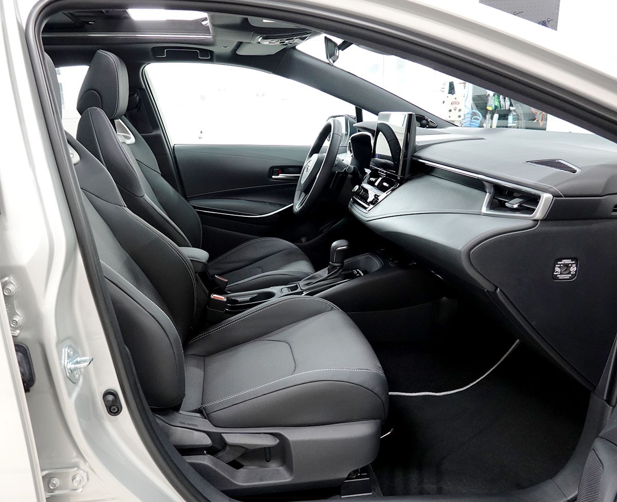 TOYOTA Corolla Touring Sports 2.0 HSD Premium e-CVT, VOLLEDER-image-4