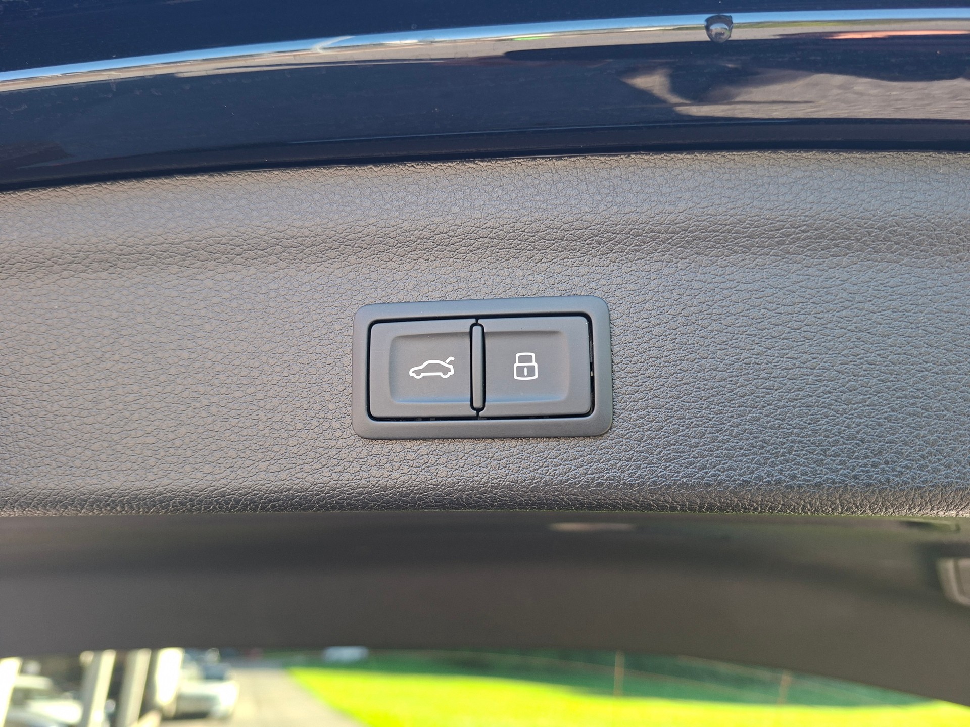 AUDI Q3 40 TDI S line quattro S-tronic *Anhängerkupplung+ASSP+*-image-9